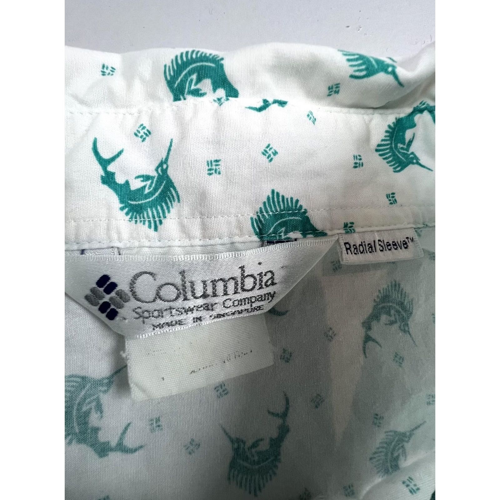 Vintage Columbia Shirt Mens L White Fish Print Short Sleeve Button Up Outdoor Fishing Size US L / EU 52-54 / 3 - 3 Thumbnail