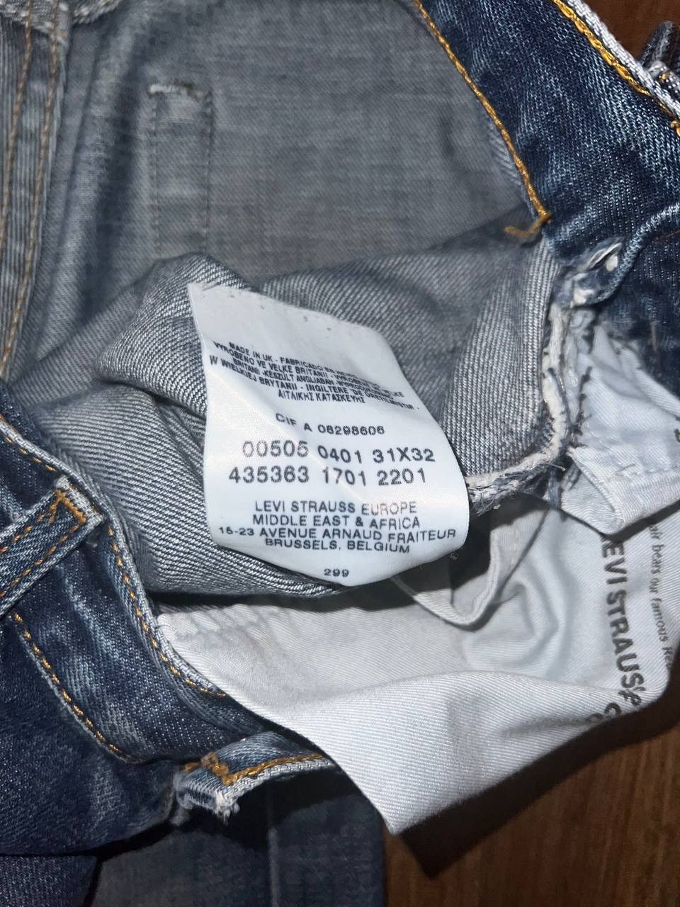 Levi's × Vintage Vintage Levi's 505 Blue Distressed Mud Wash Denim Jeans Size US 31 - 11 Thumbnail