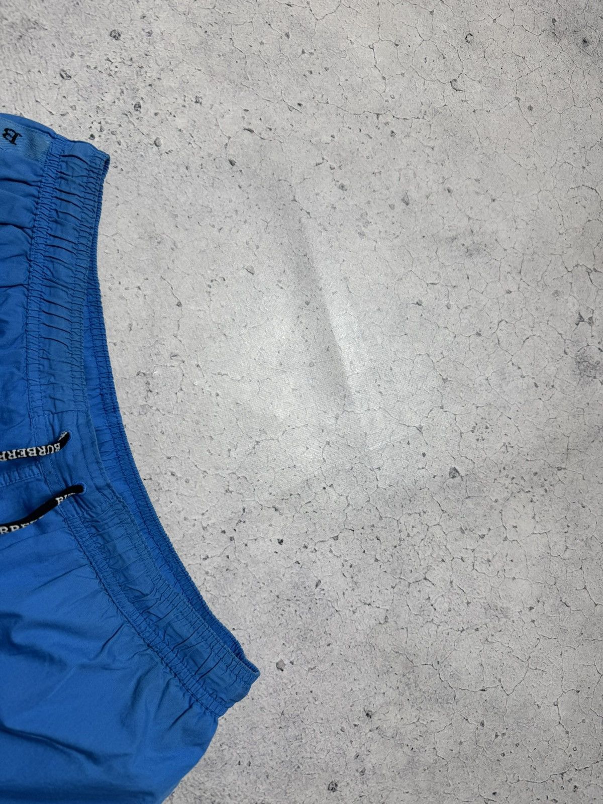 Burberry Burberry London Vintage Blue Nylon Shorts Size M Size US 32 / EU 48 - 5 Thumbnail