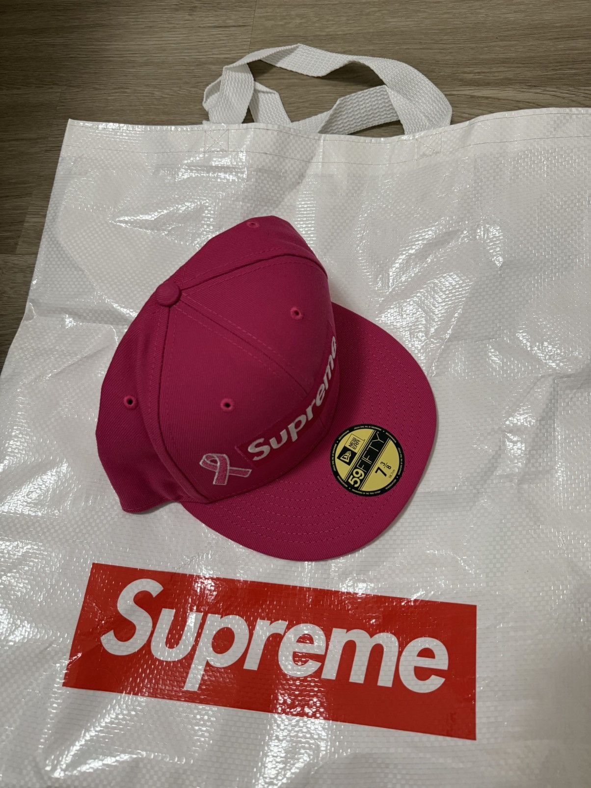 Supreme New Era Breast Cancer Awareness Box Logo Fitted Size ONE SIZE - 1 Thumbnail