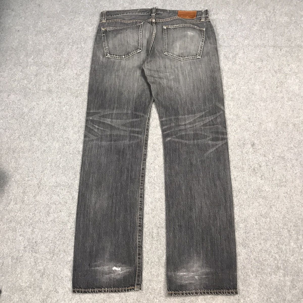 Japanese Brand × Jun Takahashi Distressed Uniqlo japan denim Black faded pants Size US 36 / EU 52 - 9 Thumbnail