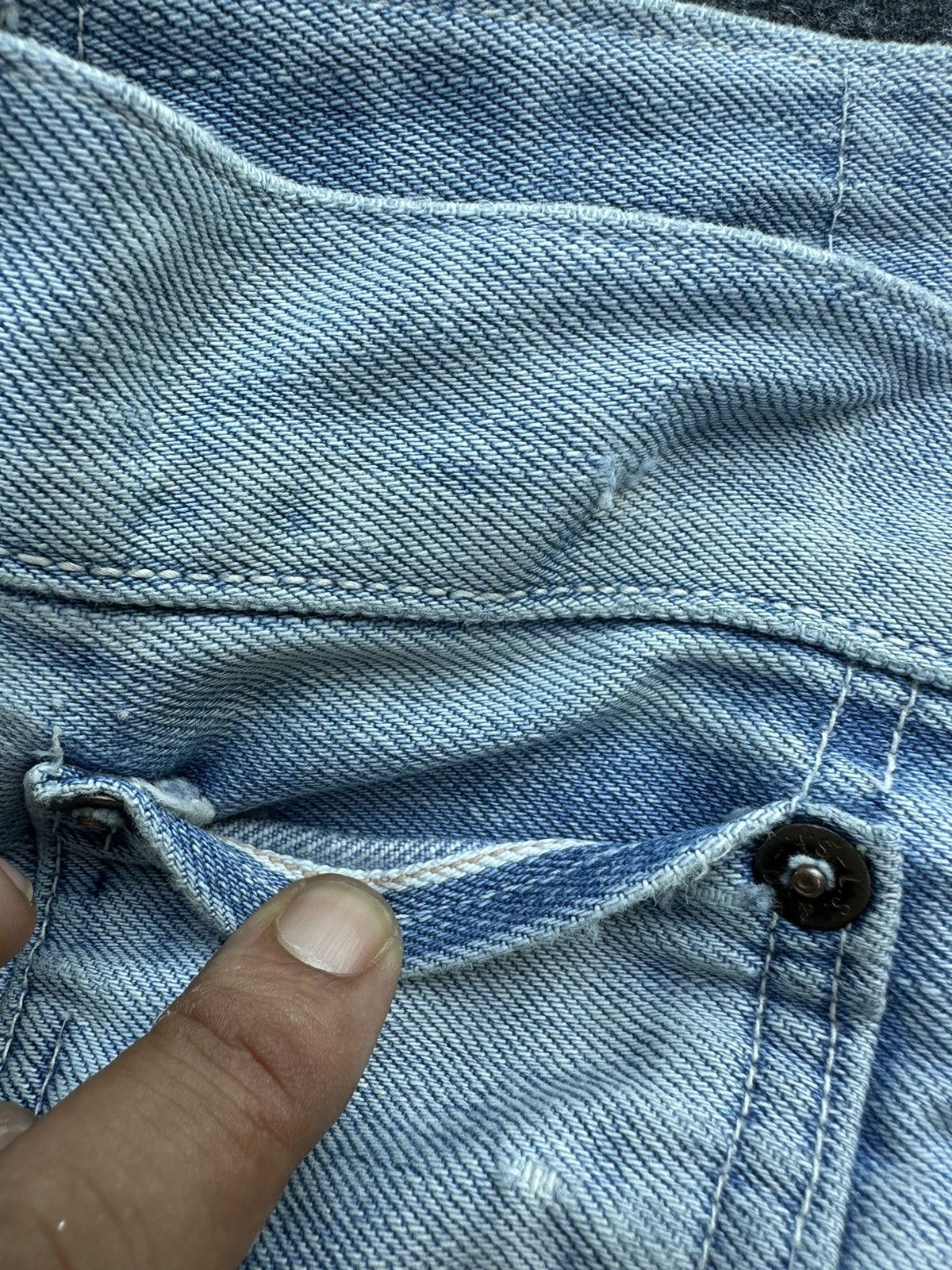 Levi's Vintage Levis 501 LVC Japan Distressed Denim 32x31 D49 Size US 32 / EU 48 - 12 Thumbnail