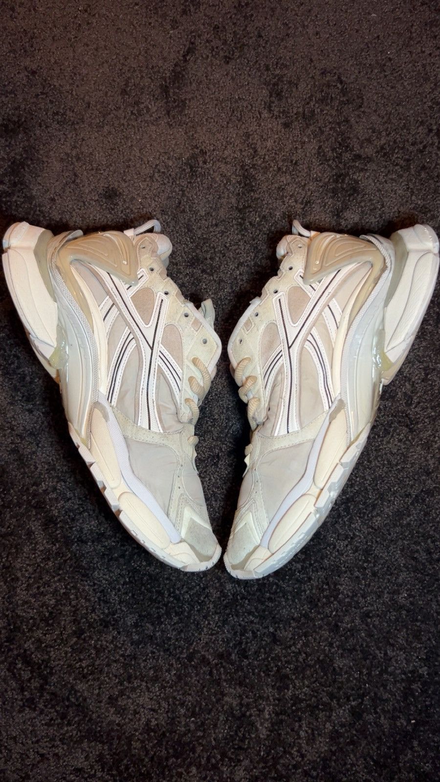 Balenciaga Balenciaga Runner Beige Size US 12 / EU 45 - 2 Thumbnail