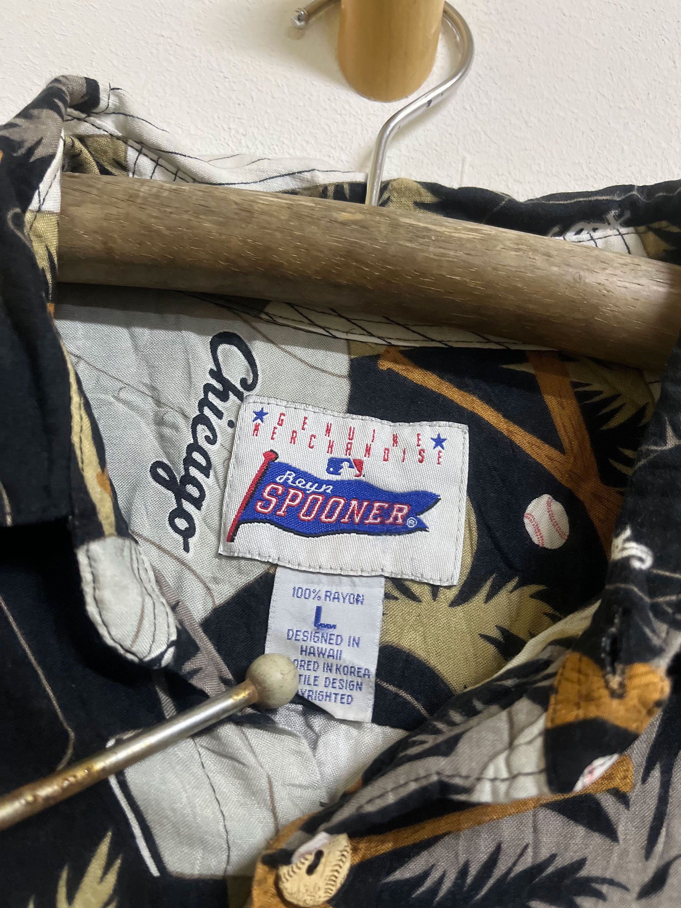 MLB Reyn Spooner Chicago Sox Short Sleeve Hawaii Hawaiian Size US L / EU 52-54 / 3 - 2 Thumbnail