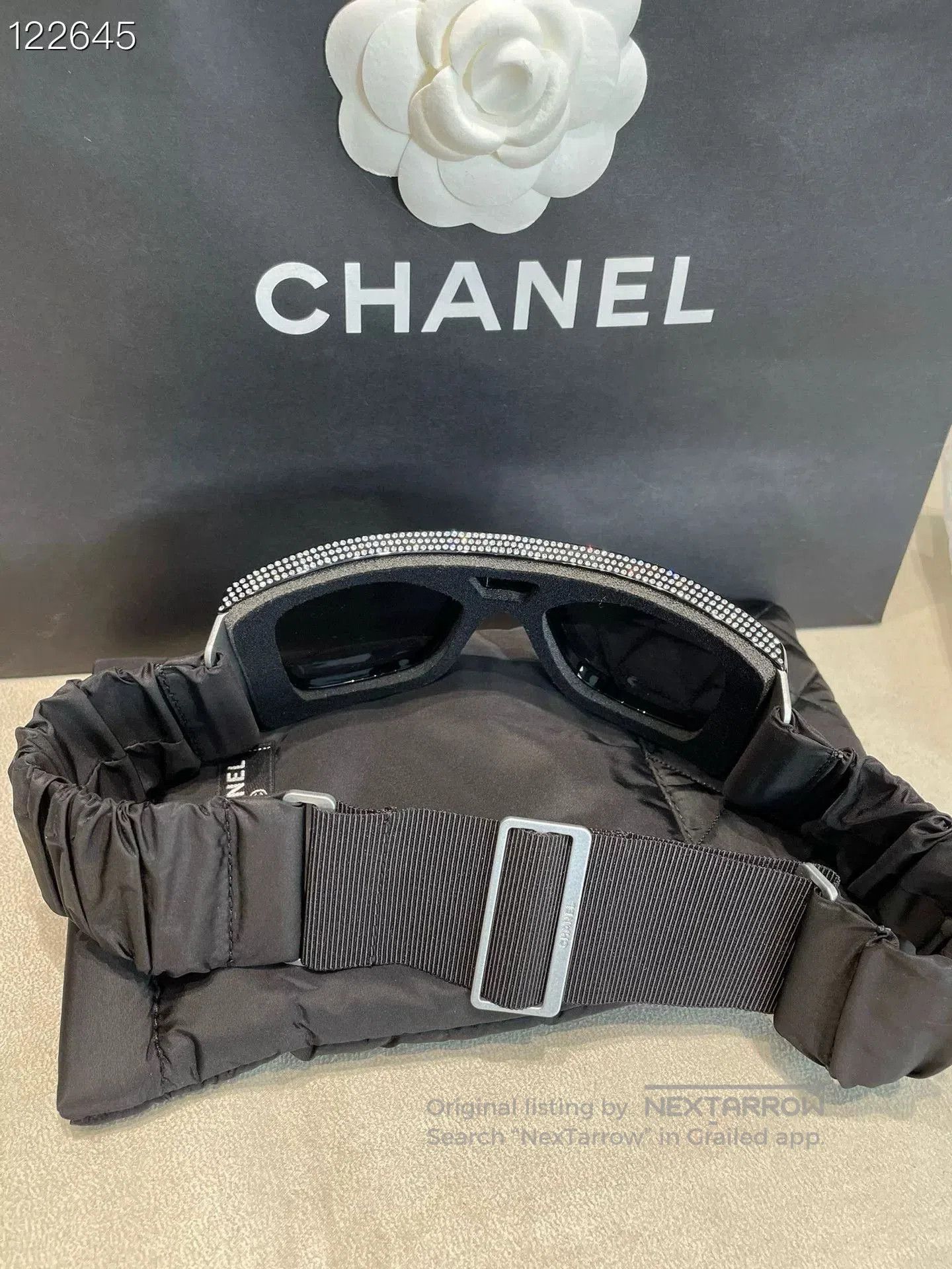 Chanel Chanel 040050C01 22 Mirror Diamond Ski Goggles. Size ONE SIZE - 4 Thumbnail