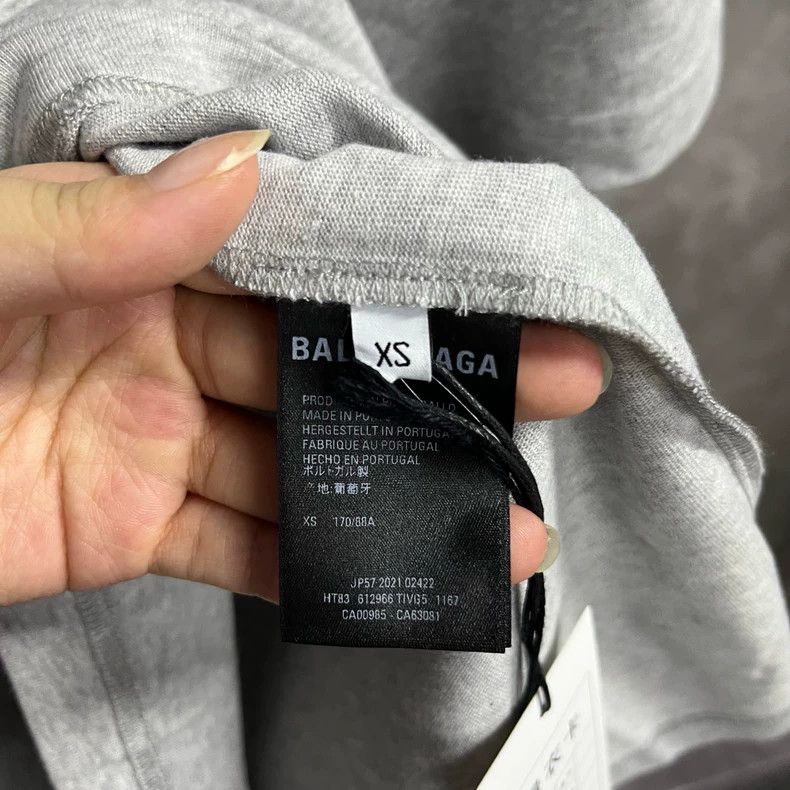 Balenciaga Balenciaga Grey logo print vintage flat short sleeve T-shi Size US XS / EU 42 / 0 - 4 Thumbnail