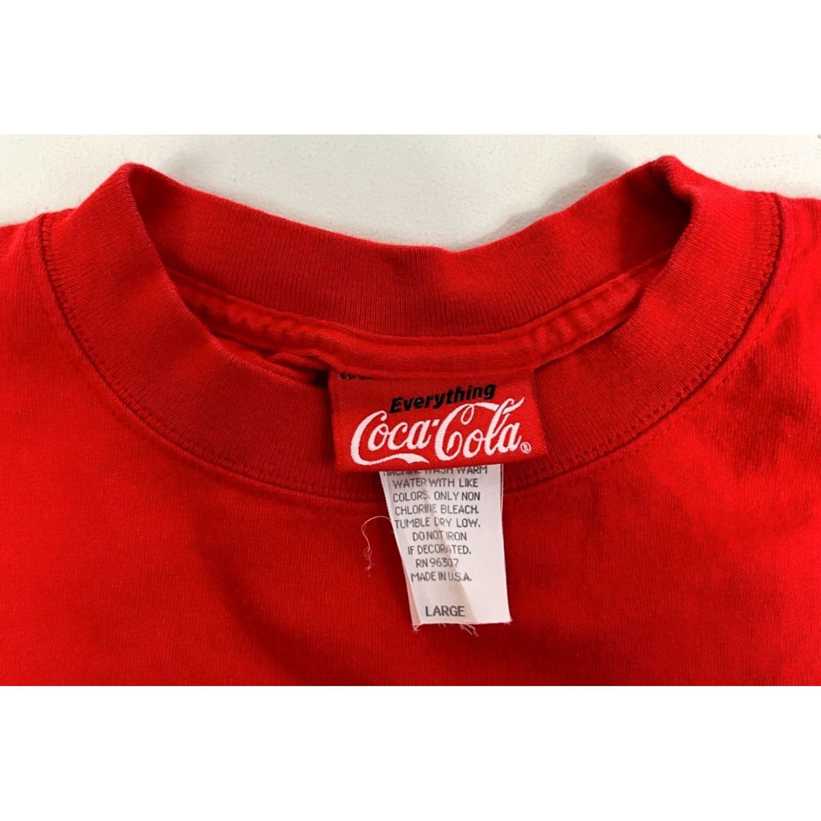 Vintage VINTAGE Coca-Cola Las Vegas T-Shirt Unisex Adults Large Red 100% Cotton Double-Sided Made in USA Shirt Mens Size US L / EU 52-54 / 3 - 4 Thumbnail