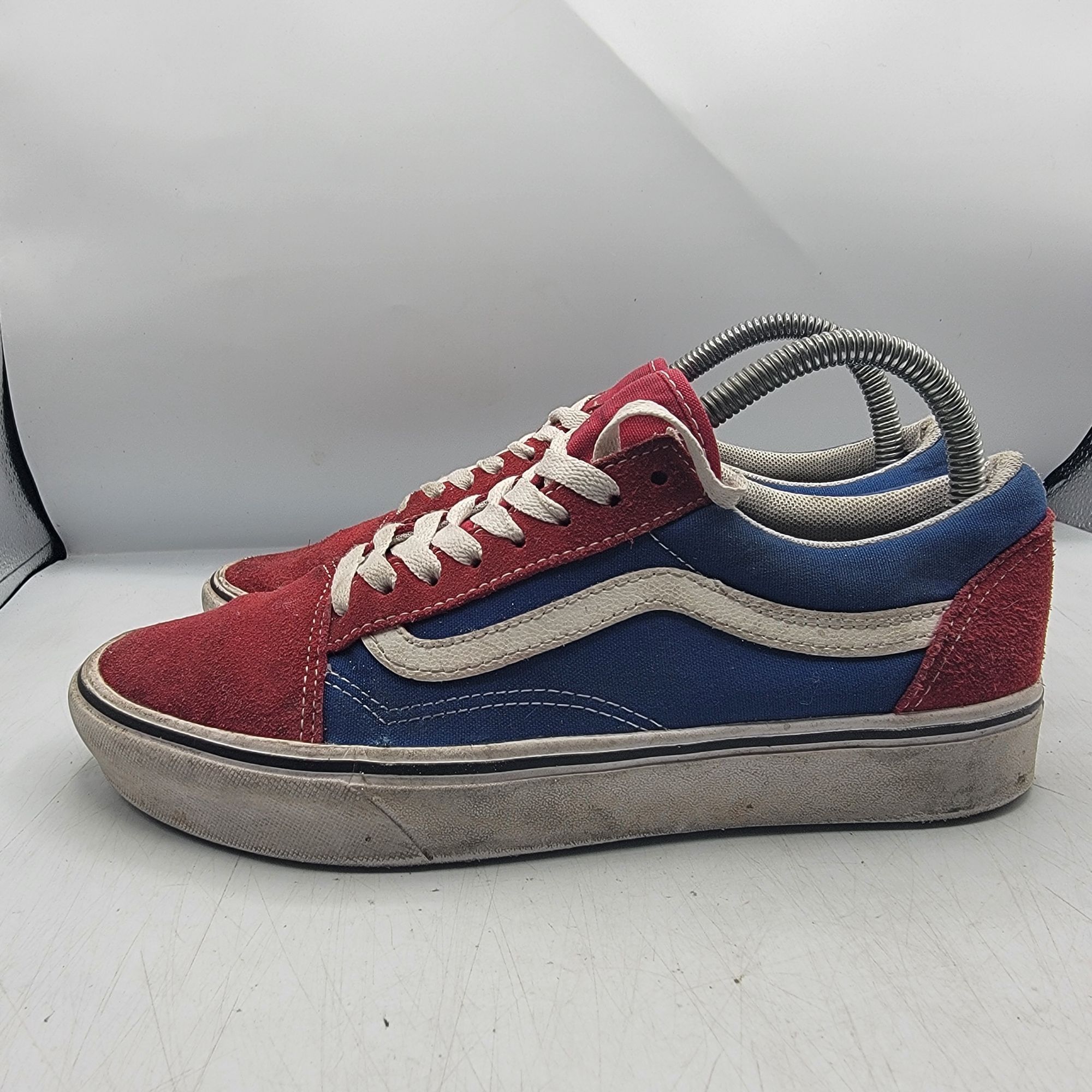 Vans Vans Old Skool Women 8.5 Red Blue White Sneaker Shoes Casual Size US 8.5 / IT 38.5 - 12 Thumbnail