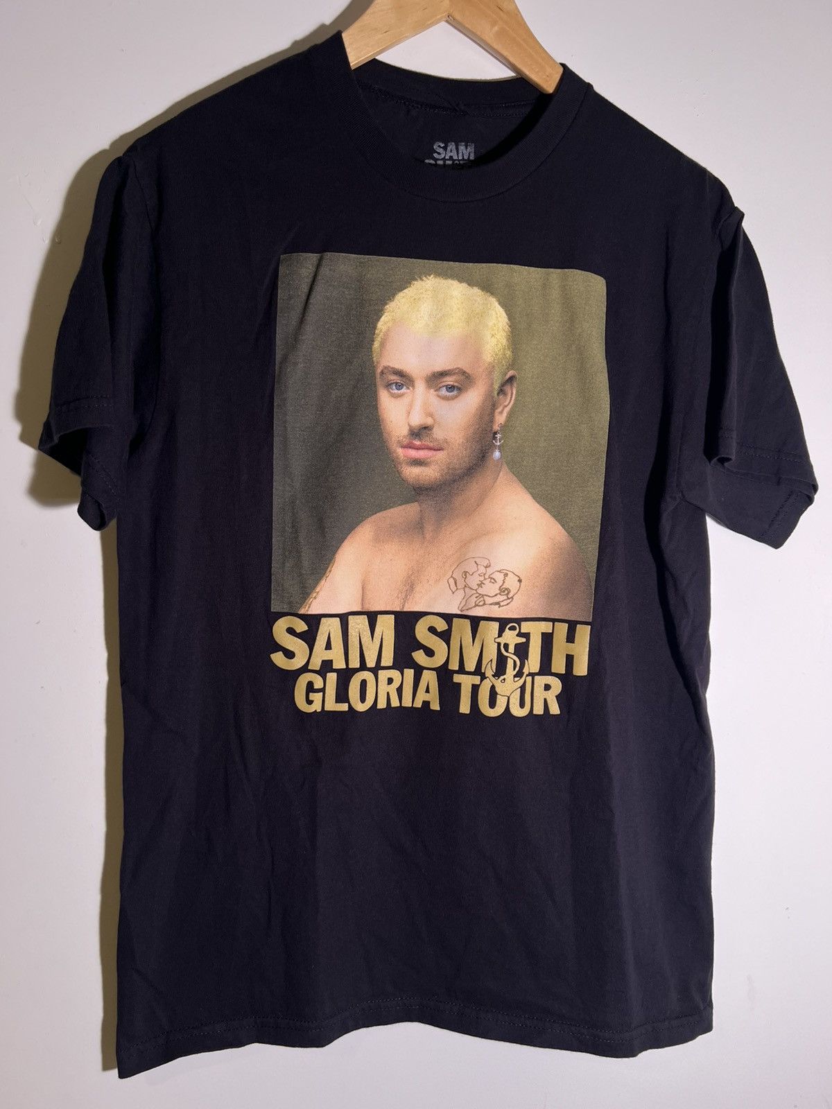 Vintage 2023 Sam Smith Gloria Pop Singer Artist Retro Music T Shirt Size US M / EU 48-50 / 2 - 1 Thumbnail