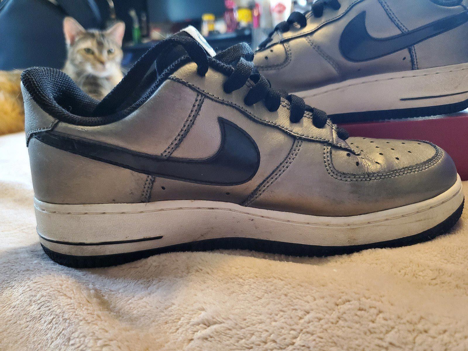 Nike Nike Womans AIR FORCE 1 '07 US 7.5 Size US 7.5 / IT 37.5 - 2 Thumbnail