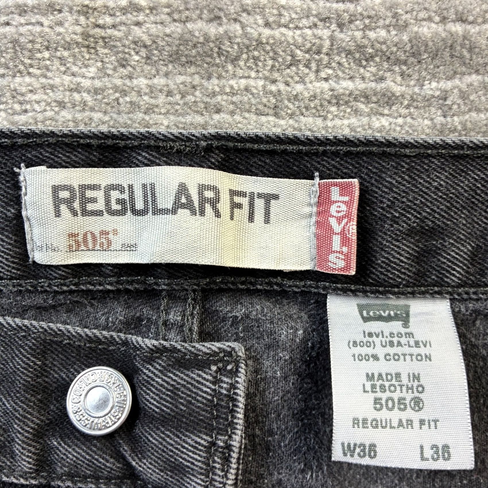 Levi's Levi's 505 Jeans Mens Straight Denim Pants 36x36 Black Casual Work Wear 5-Pocket Belt Loops Button Zip Regular Fit Medium Wash Solid Cotton Size US 36 / EU 52 - 6 Thumbnail