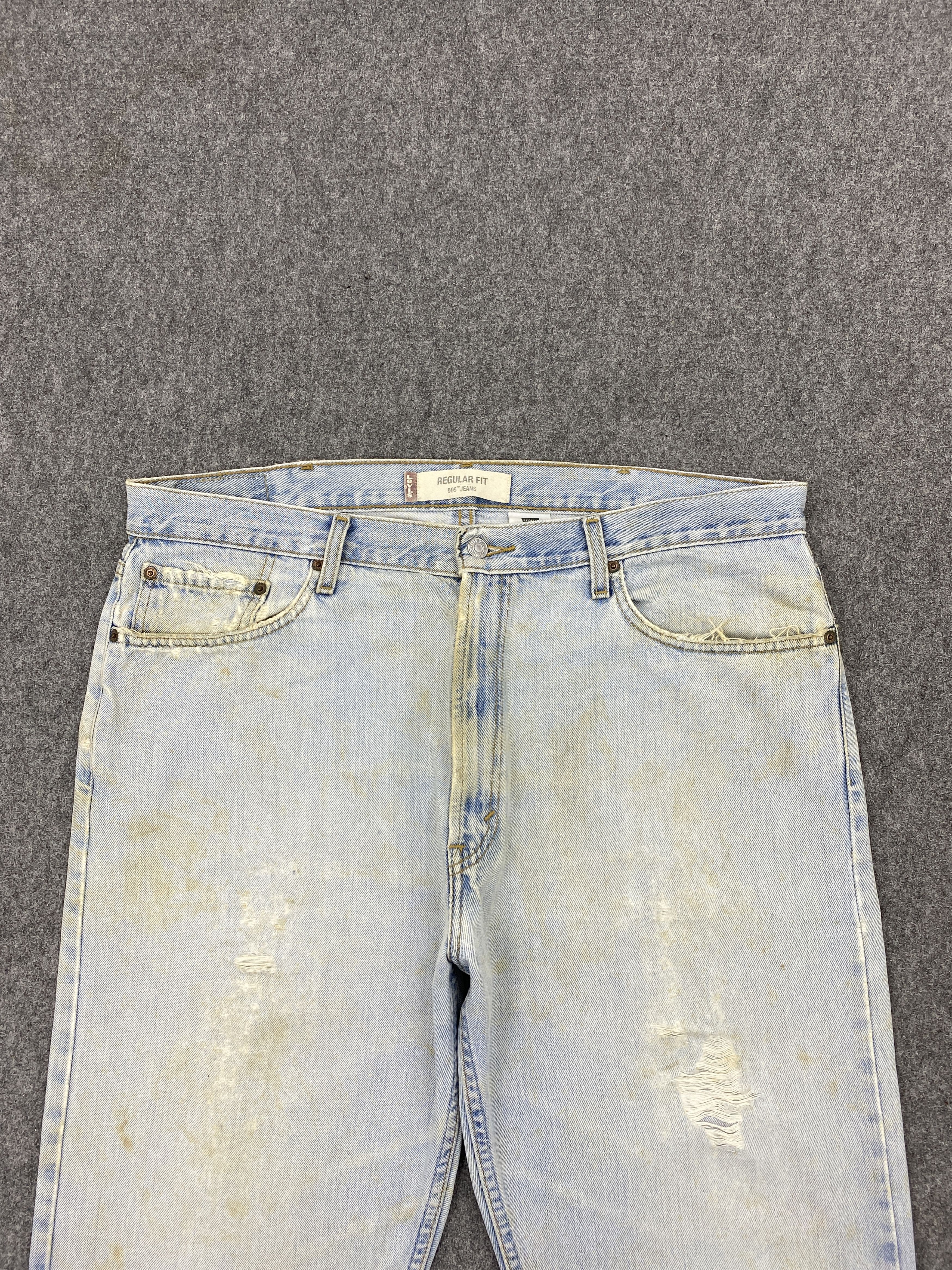 Levi's × Vintage Light Washed Vintage Levis 505 Straight Fit Denim Jeans Size US 40 / EU 56 - 2 Thumbnail