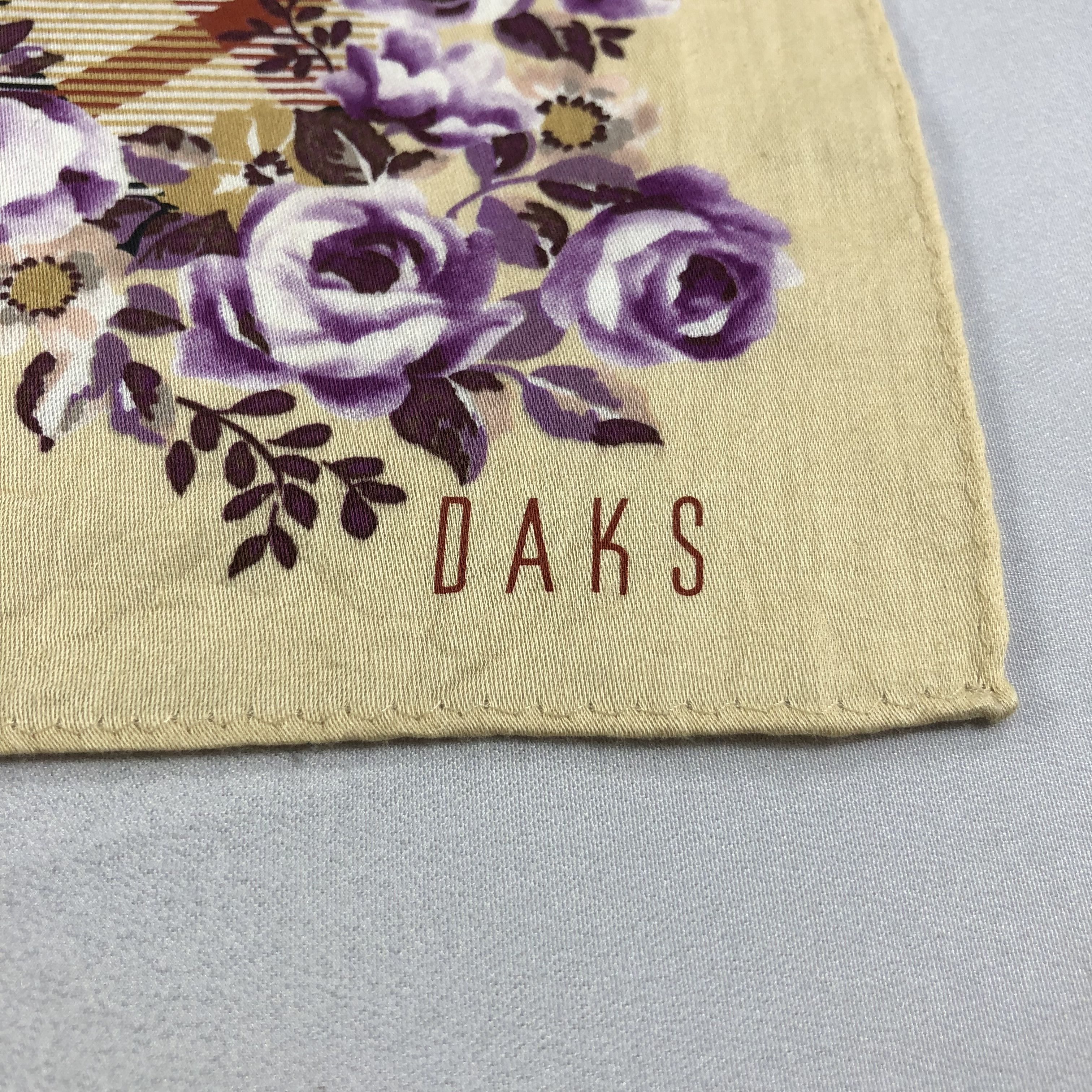DAKS × Vintage DAKS Floral Handkerchief Neckerchief Bandana H2105 Size ONE SIZE - 4 Thumbnail