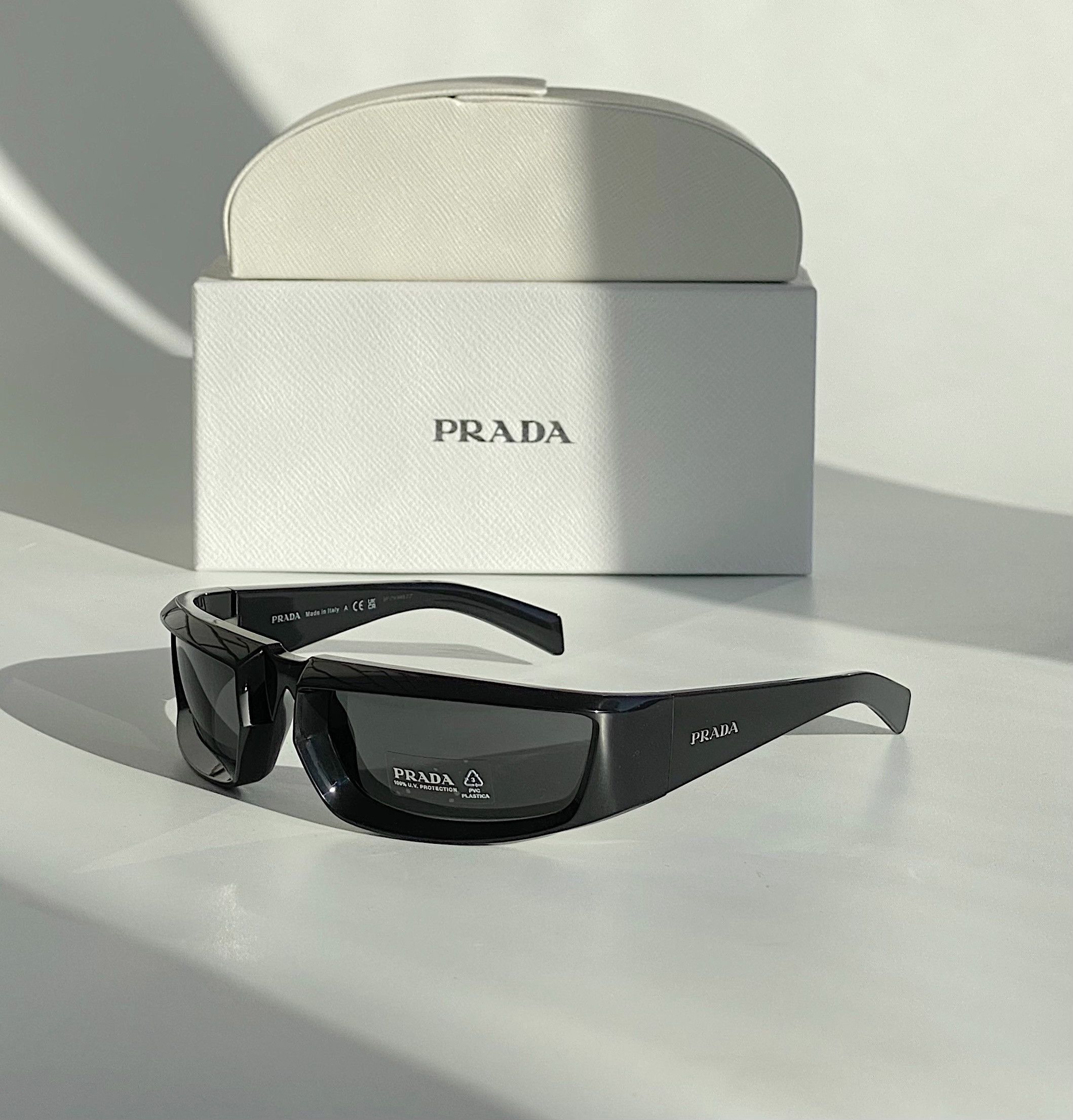 image of New Prada 2023 Runway Slim Sunglasses Spr25Y Y2K Punk Rap in Black, Men's