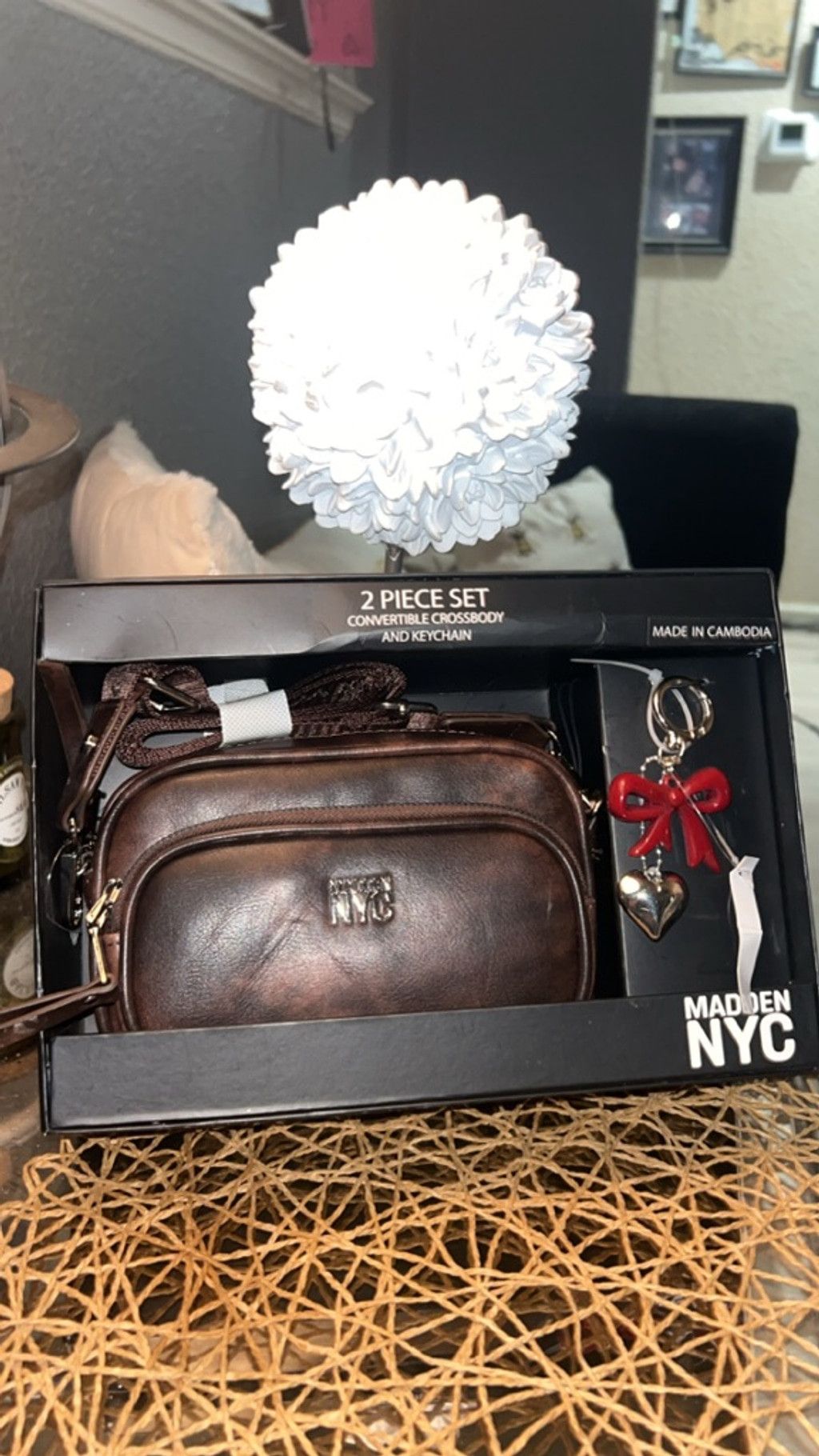 Madden NYC Madden NYC Brown Crossbody Bag One Size wRed Keychain Size ONE SIZE - 2 Thumbnail