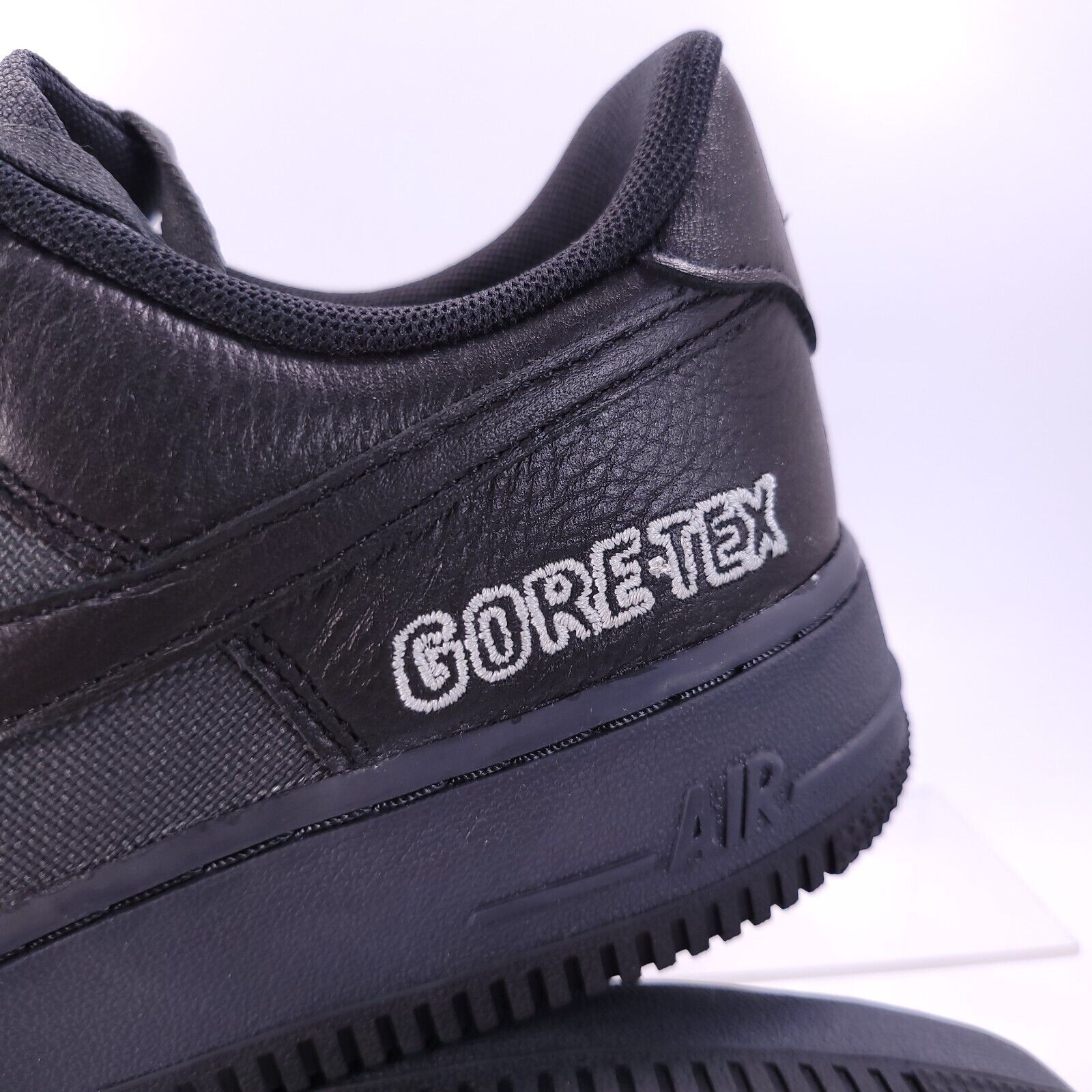 Nike Nike Air Force 1 GTX Shoe Mens Size 7 CT2858-001 Black Size US 7 / EU 40 - 8 Thumbnail
