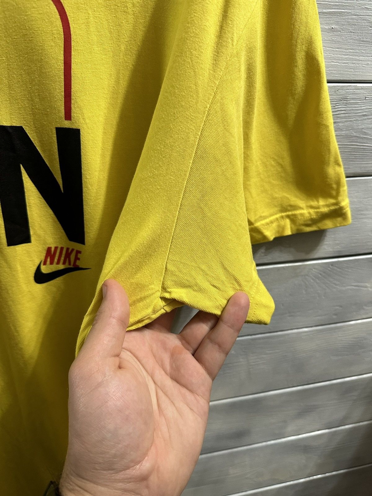 Nike Rare Vintage T-Shirt Nike London Y2K Swoosh drill style Size US XL / EU 56 / 4 - 4 Thumbnail