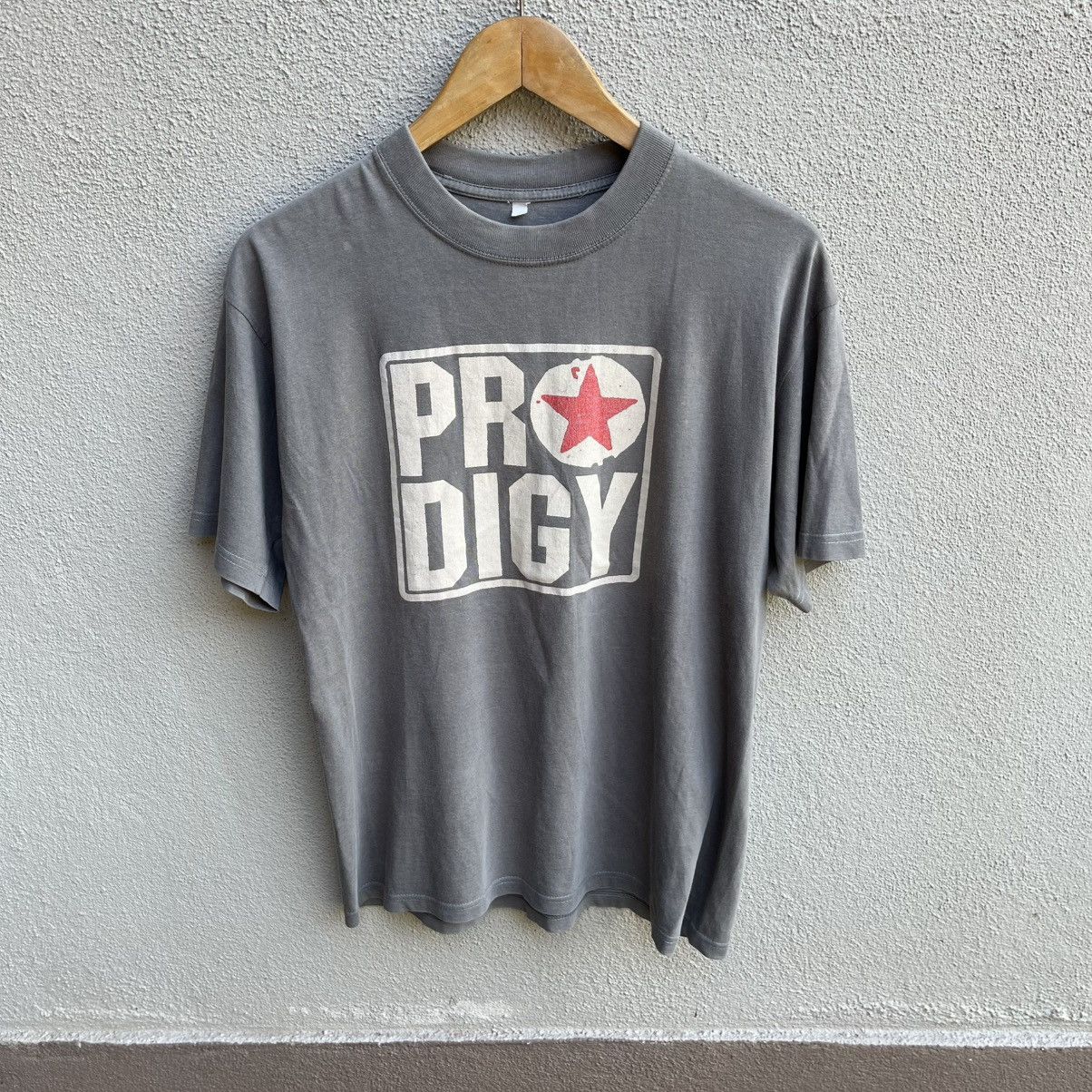 Band Tees Vintage 00s THE PRODIGY band tee Size US M / EU 48-50 / 2 - 1 Thumbnail