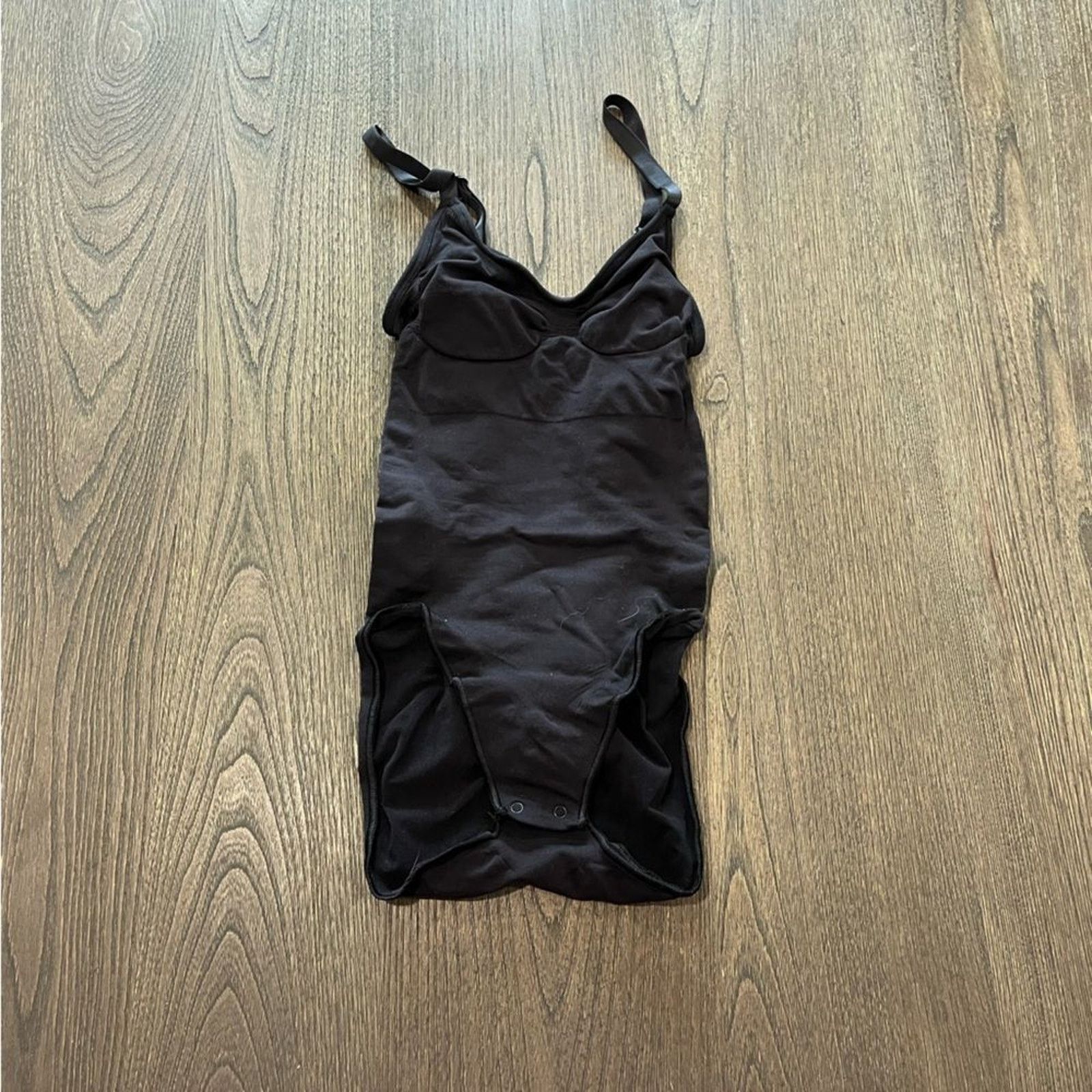 SKIMS NWOT Skims Sculpting Bodysuit - Size S/M Size ONE SIZE - 1 Thumbnail