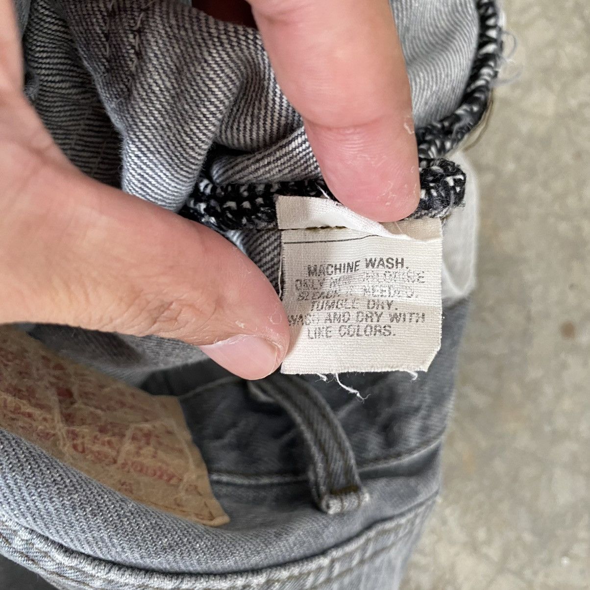 Levi's Vintage 80’s Levis 501 Faded Ash Grey Denim Jeans Size US 30 / EU 46 - 17 Thumbnail