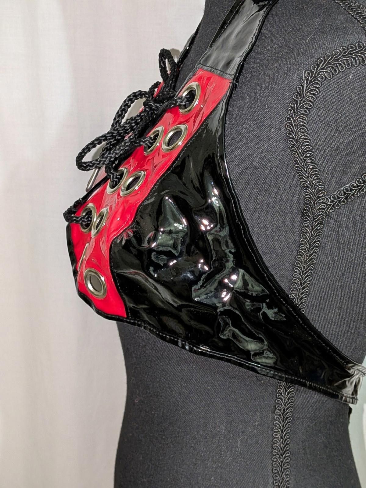 The Unbranded Brand VTG 90s Black & Red Vinyl Gothic Vampire Fetish Clubwear Bra Size ONE SIZE - 6 Thumbnail