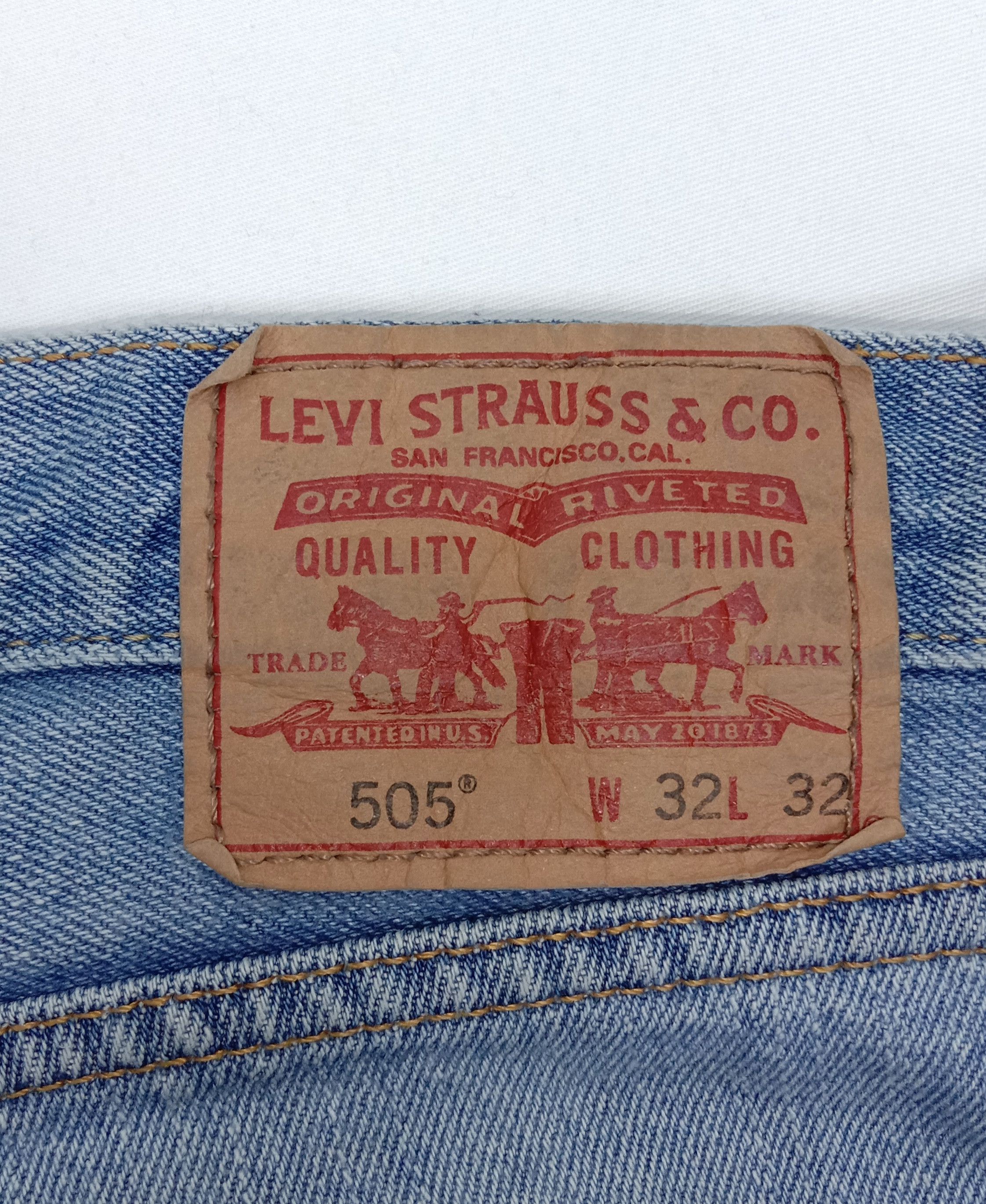 Levi's Vintage Levi's 505 Light Wash Jeans Straight Fit Denim Size US 32 / EU 48 - 15 Thumbnail