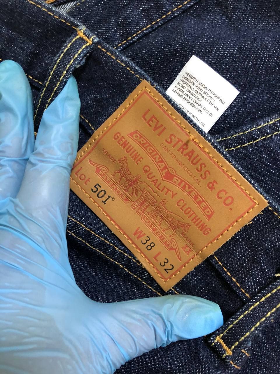 Levi's Levi's 501 Vintage Denim Jeans with Concealed Copper Rivets Size US 38 / EU 54 - 11 Thumbnail