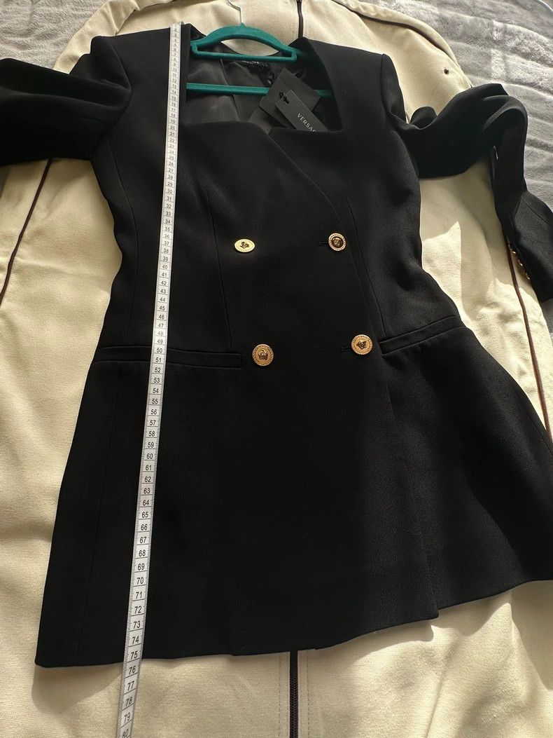 Versace Versace Neckline design blazer Size M / US 6-8 / IT 42-44 - 7 Thumbnail