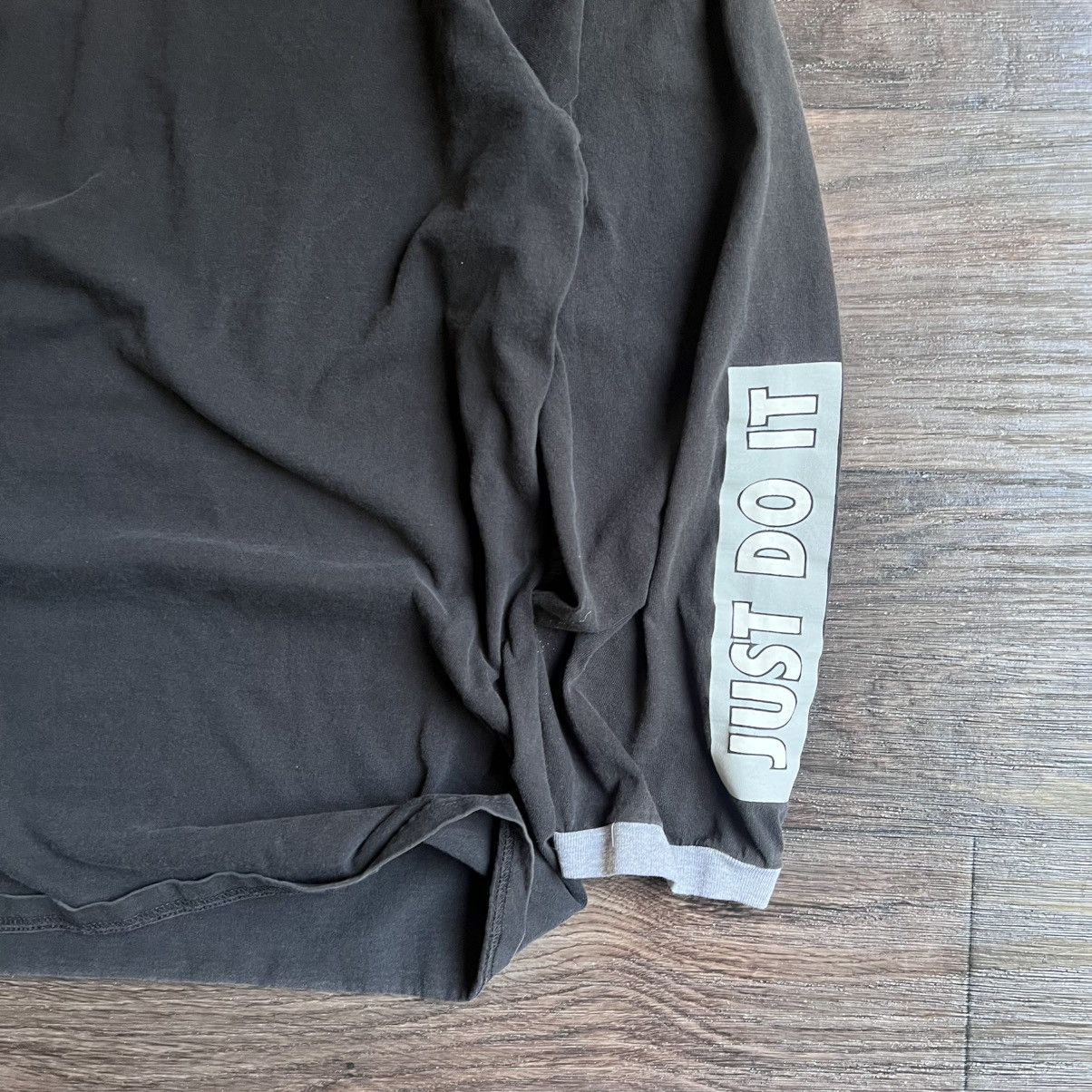 Nike Vintage Y2K, 2000 Nike box logo spell out L Size US L / EU 52-54 / 3 - 2 Thumbnail