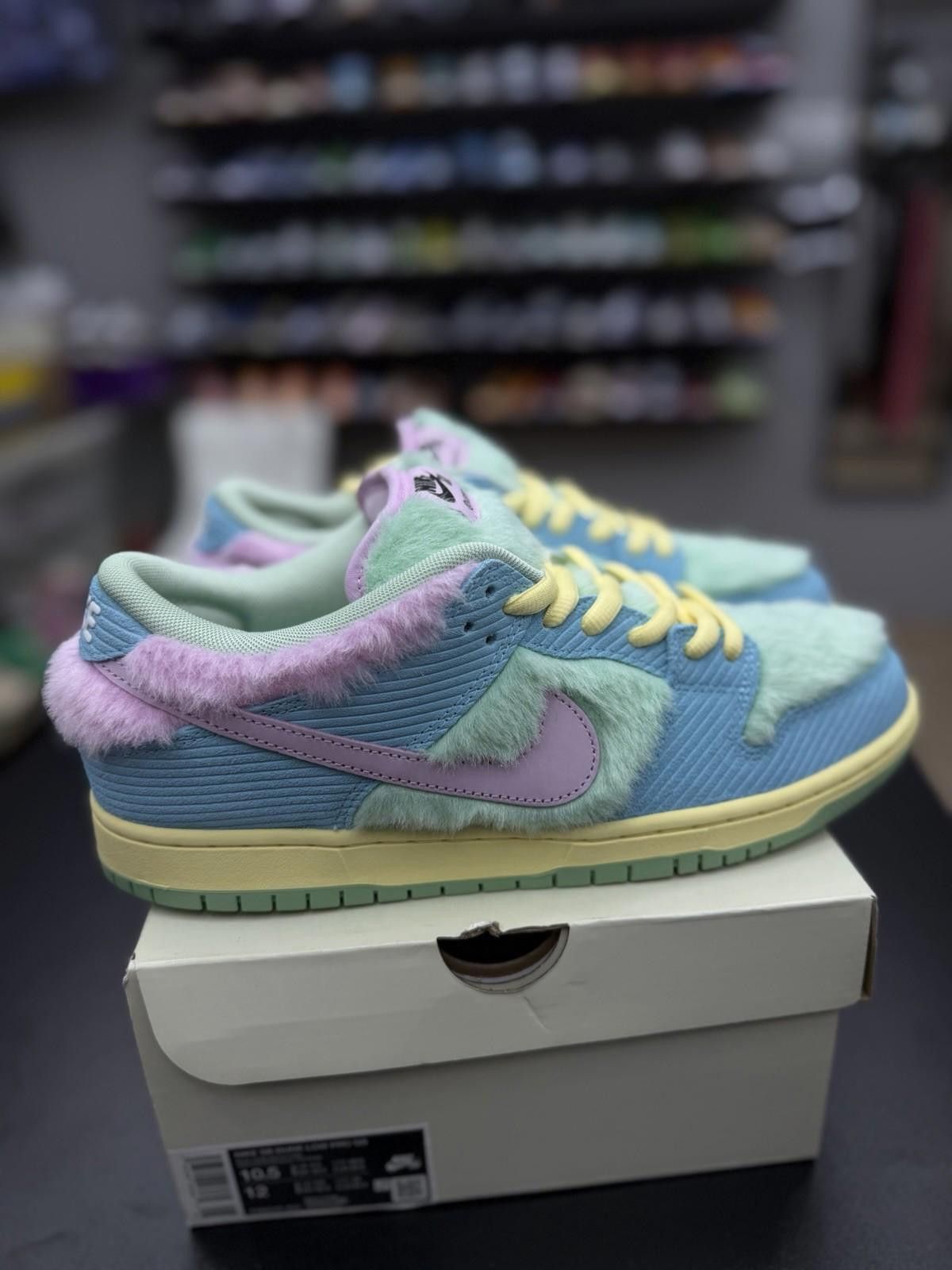 Nike Brand New Nike SB Dunk Low Pro QS Verdy Visty Size 10.5 Men Size US 10.5 / EU 43-44 - 2 Thumbnail