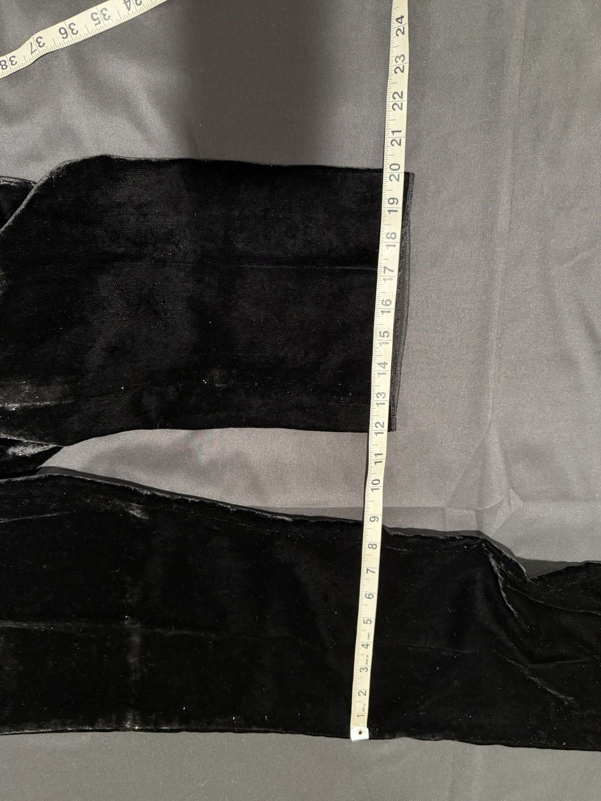 Saint Laurent Paris Saint Laurent mens velvet sparkling pants. 46/32. $1650 Size 46R - 5 Thumbnail