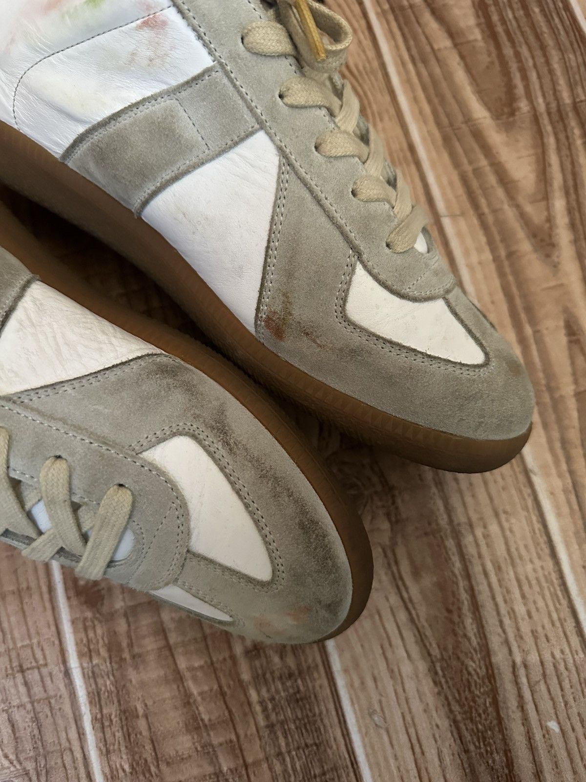 Maison Margiela Maison Margiela REPLICA GAT Gray/White Lowtop Sneaks Size US 8 / EU 41 - 10 Thumbnail