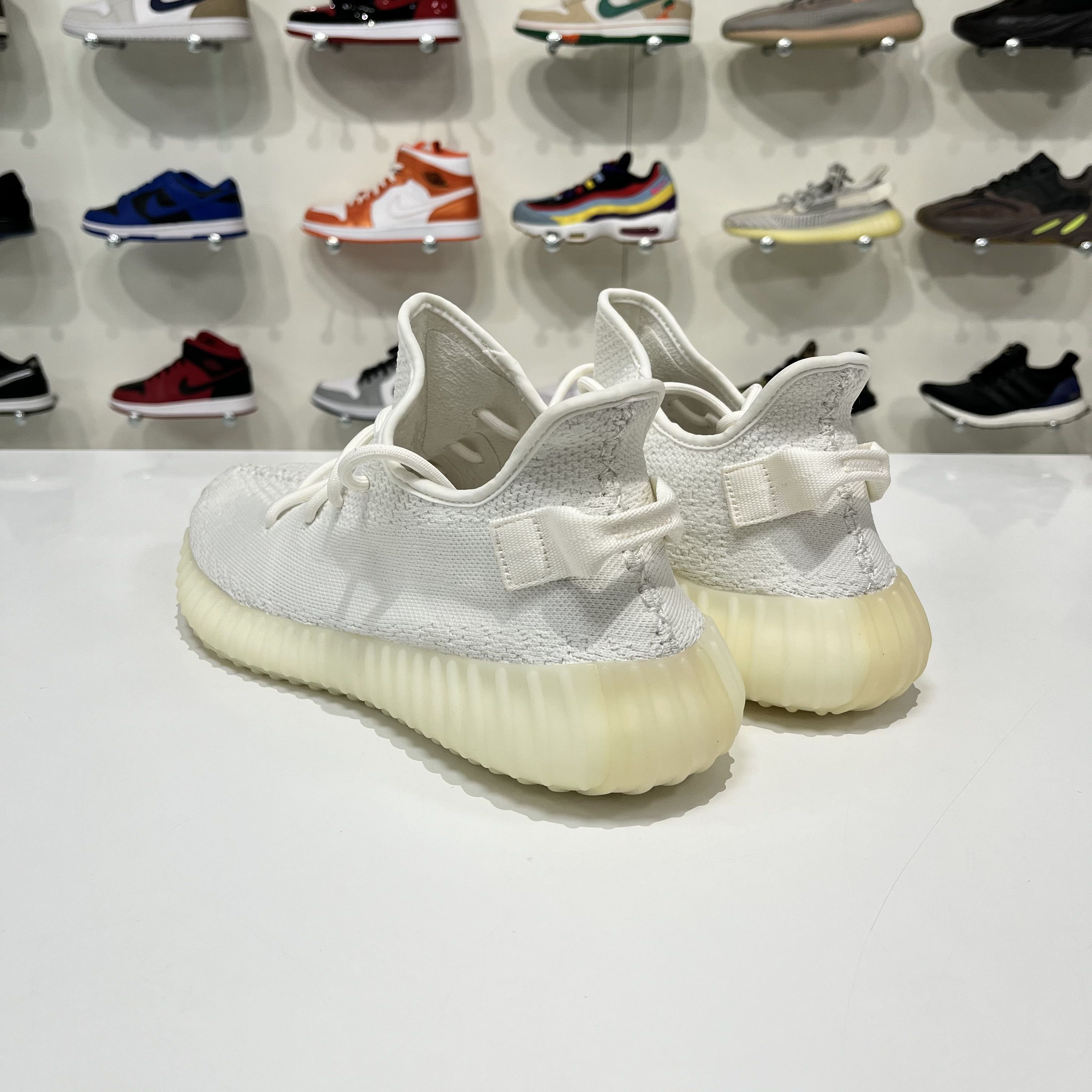 Adidas Adidas Yeezy Boost 350 V2 Cream Size US 11 / EU 44 - 4 Thumbnail