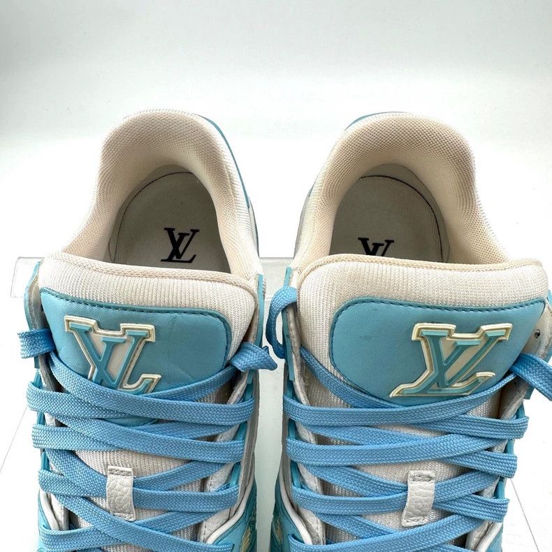 Louis Vuitton Louis Vuitton Trainer white and blue embossed board shoes Size US 7 / EU 40 - 5 Thumbnail