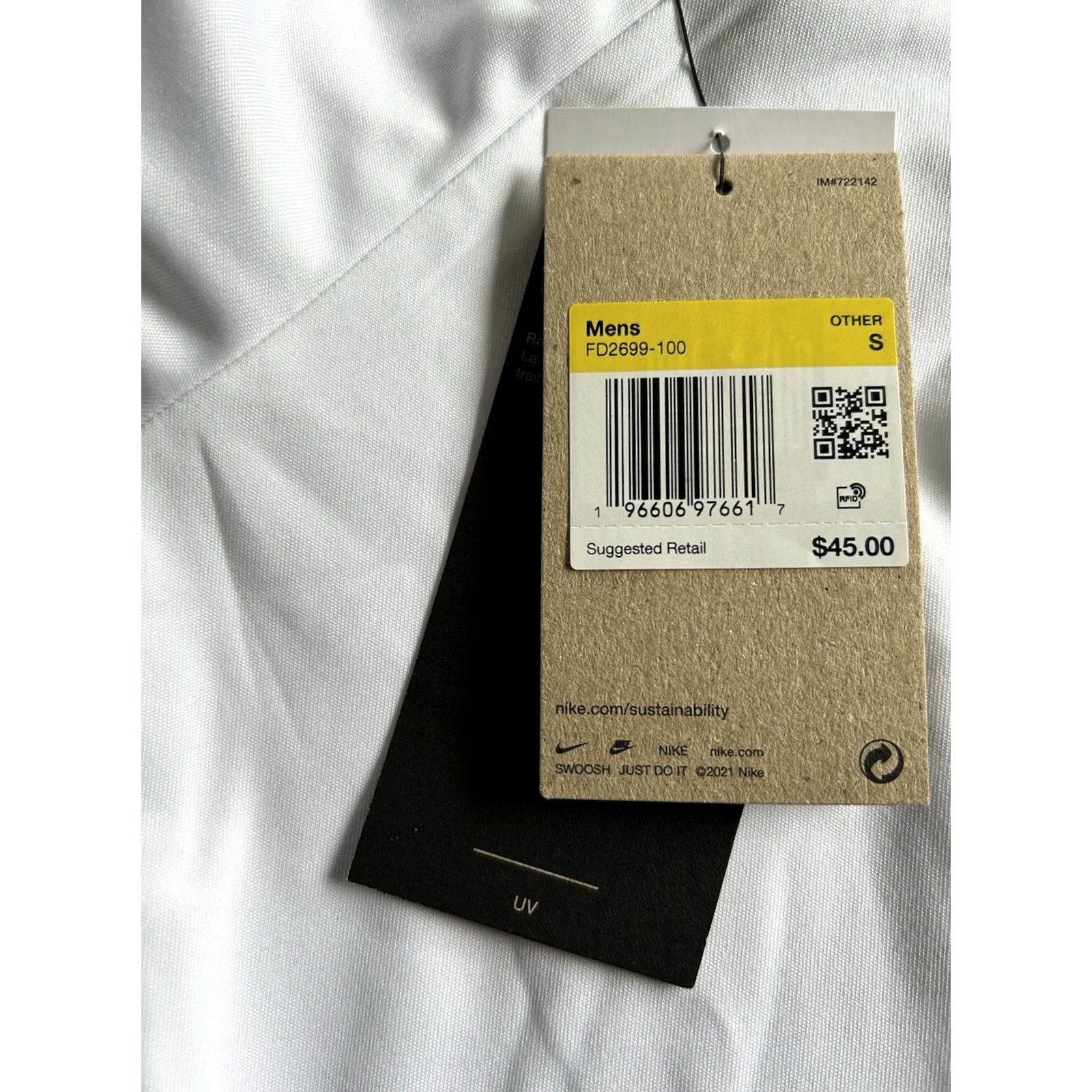 Nike Nike Women's One Dri-FIT Luxe 2023 Chicago Marathon Long Sleeve T-Shirt S White Women's Nike Dri-FIT Running Pullover Size S / US 4 / IT 40 - 4 Thumbnail