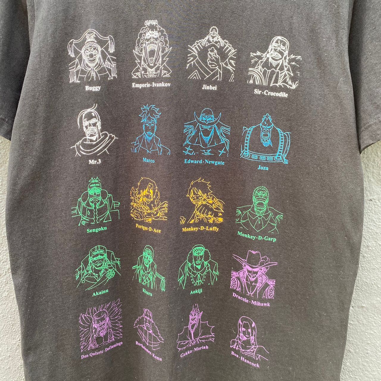 Uniqlo Thrashed One Piece X Uniqlo Tee Size US L / EU 52-54 / 3 - 2 Thumbnail