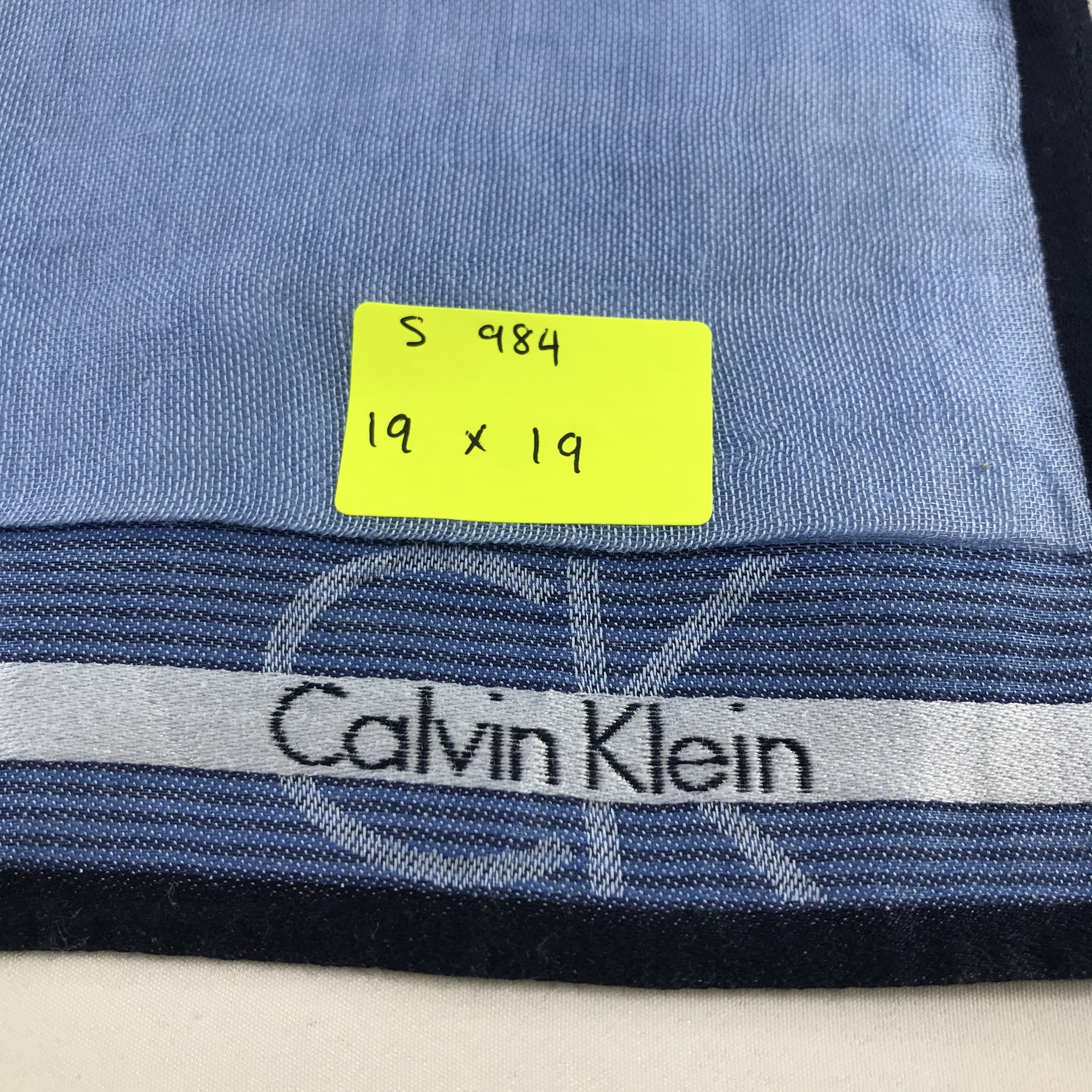 Calvin Klein × Vintage Calvin Klein Bandana / Handkerchief / Neckerchief - S984 Size ONE SIZE - 5 Thumbnail