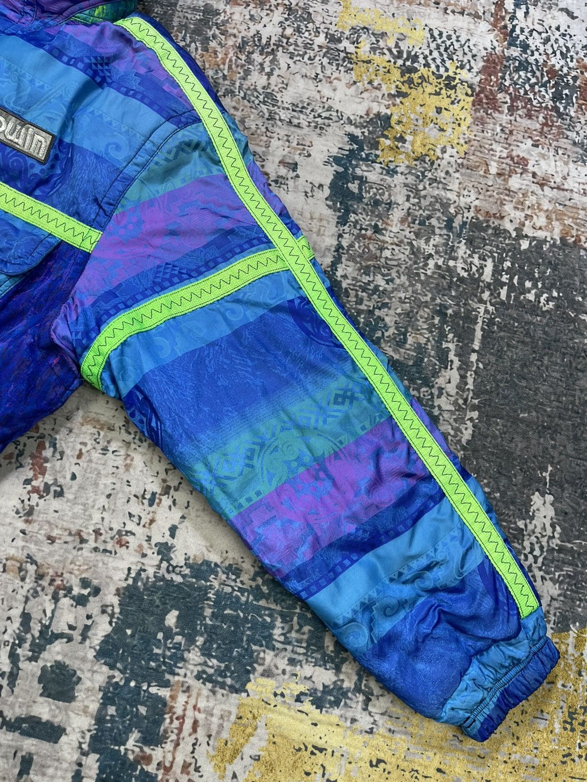 Goldwin Vtg 90s Goldwin Multicolor Abstract Ski Jacket Size US L / EU 52-54 / 3 - 7 Thumbnail