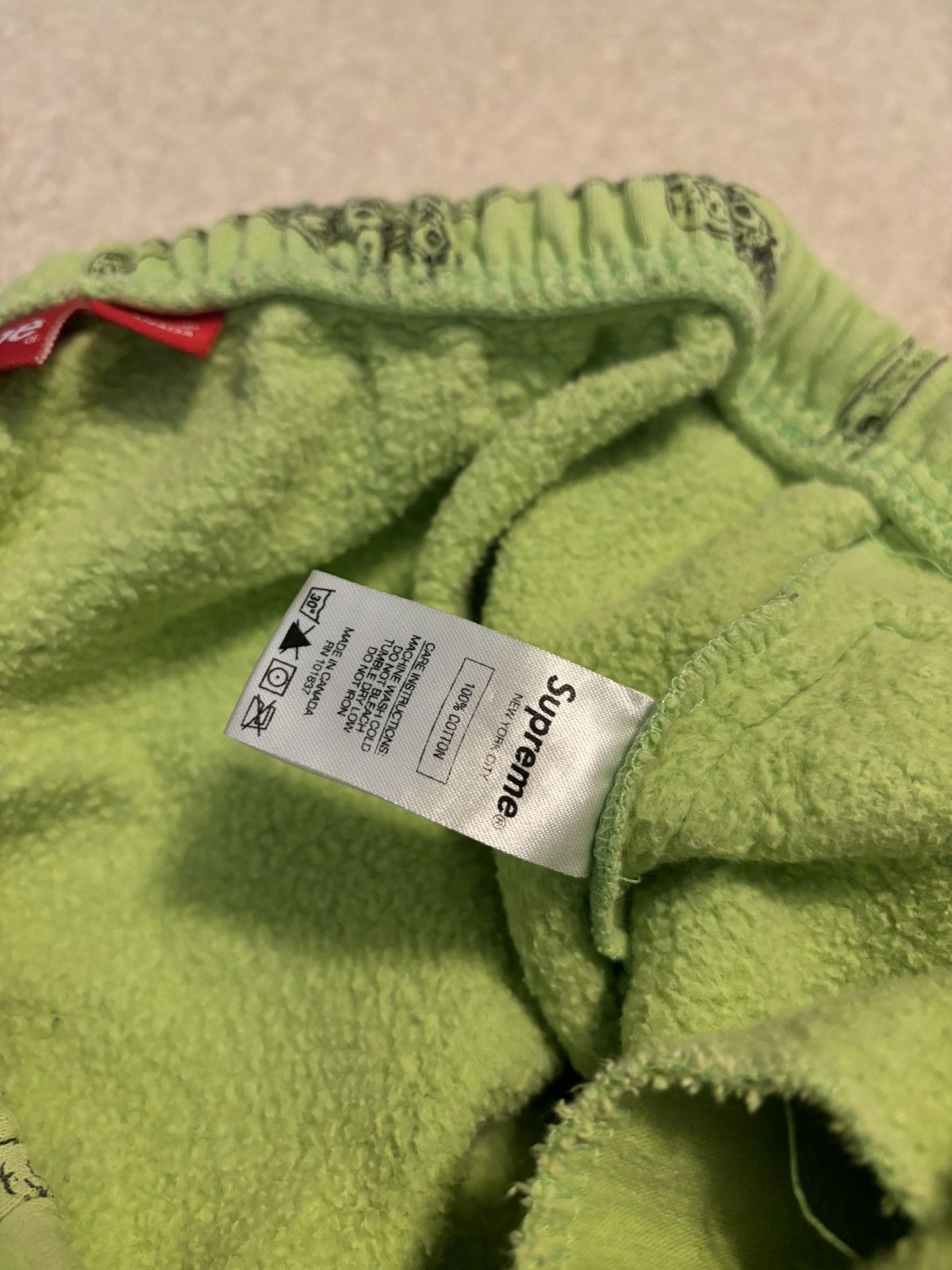 Supreme Supreme Handcuffs Sweatpants Bright Green Size US 36 / EU 52 - 5 Thumbnail
