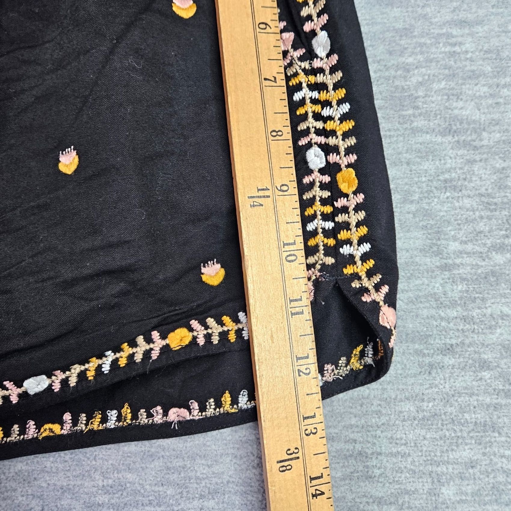 Madewell Madewell Shorts Size S Black Embroidered Springtime Pull-On Women's Size 28" / US 6 / IT 42 - 6 Thumbnail