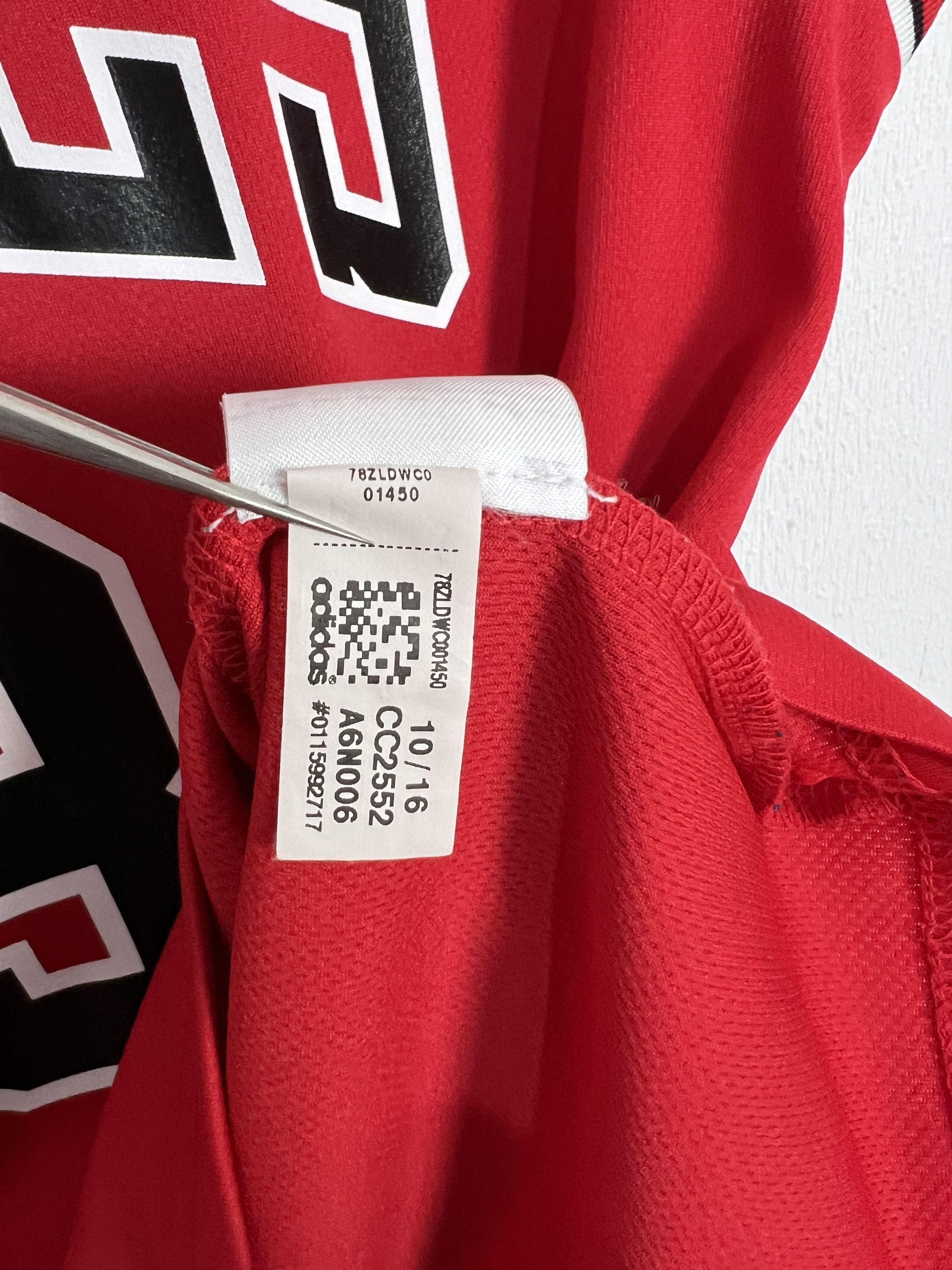 Adidas Vintage Adidas Chicago Bulls NBA #3 Wade Jersey Mens Shirt Size US S / EU 44-46 / 1 - 11 Thumbnail