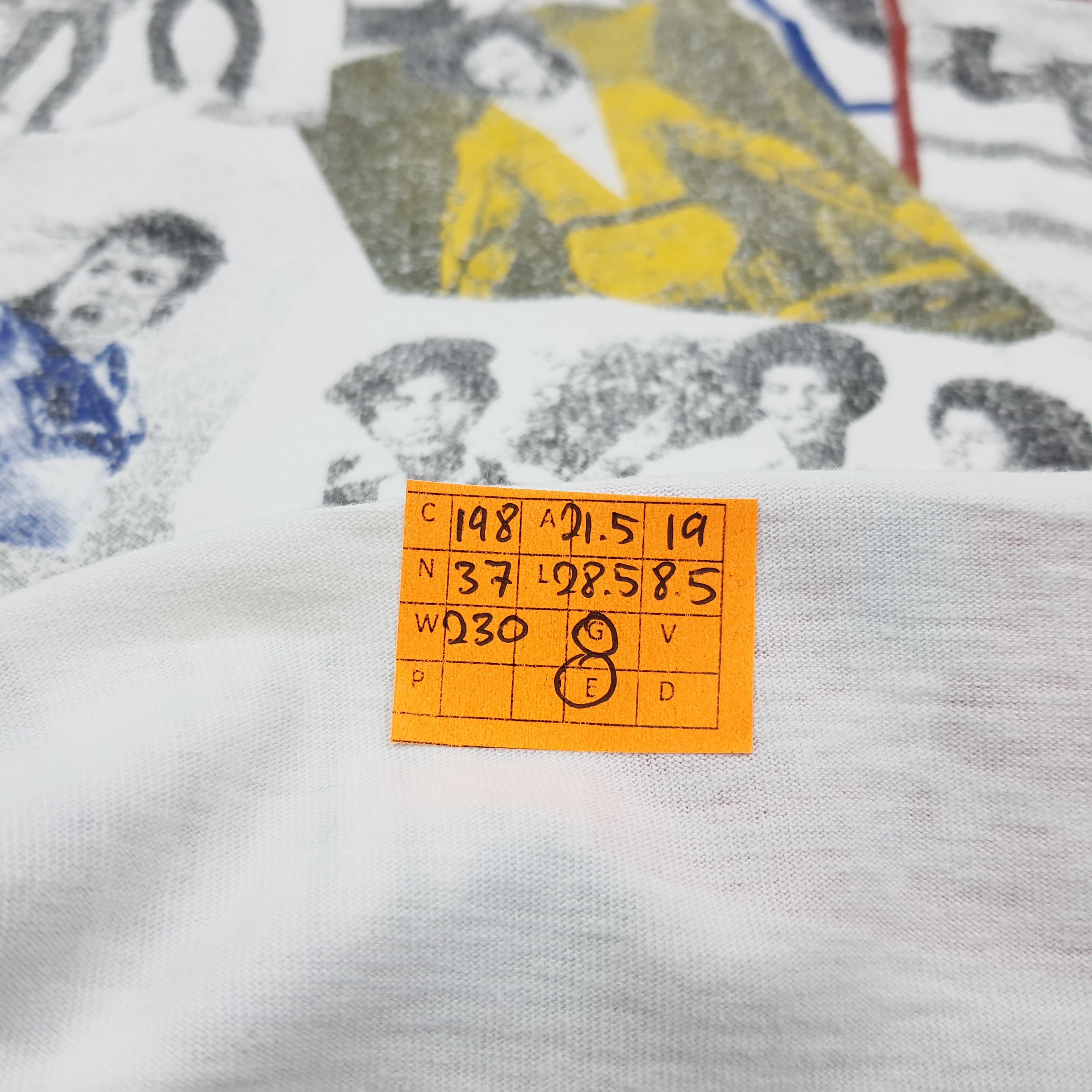 Michael Jackson × Vintage Vintage Michael Jackson Number One Pop Singer Tshirt Size US L / EU 52-54 / 3 - 7 Thumbnail