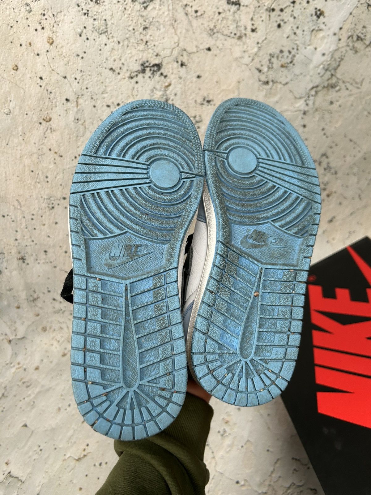 Jordan Brand Jordan 1 Nike Air University Blue Streetwear Sneaker Rare Size US 8.5 / EU 41-42 - 10 Thumbnail