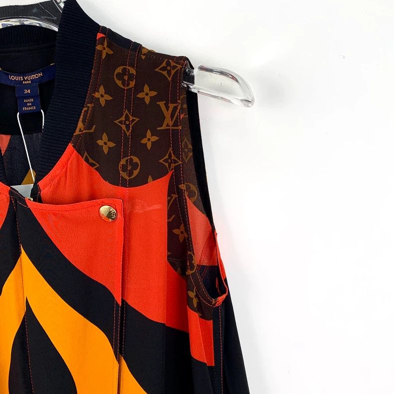 Louis Vuitton Louis Vuitton Color-block logo and printed mulberry silk d Size XXS / US 00 / IT 34 - 3 Thumbnail