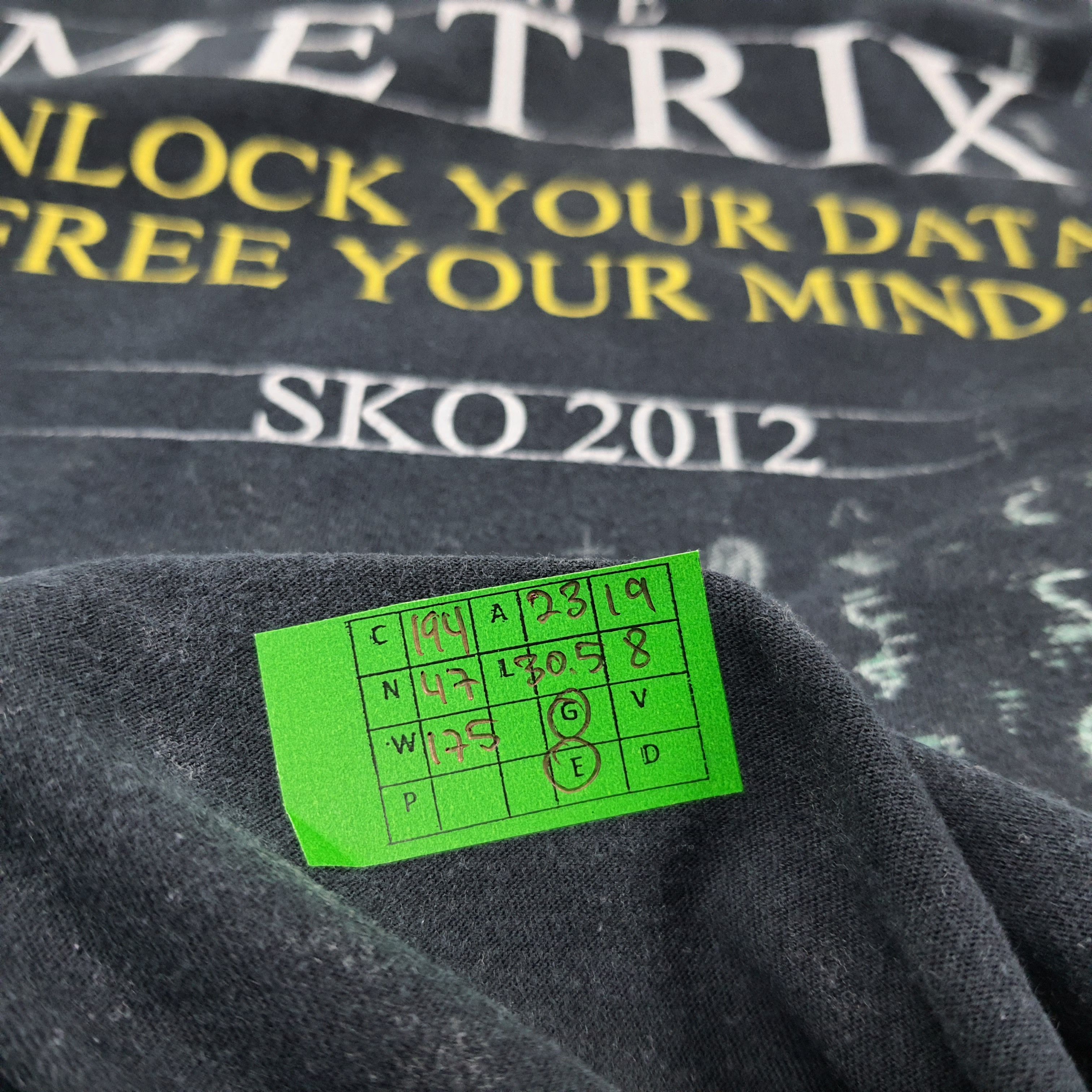 Vintage Vintage The Matrix American Spy Movie Tshirt Size US XL / EU 56 / 4 - 11 Thumbnail