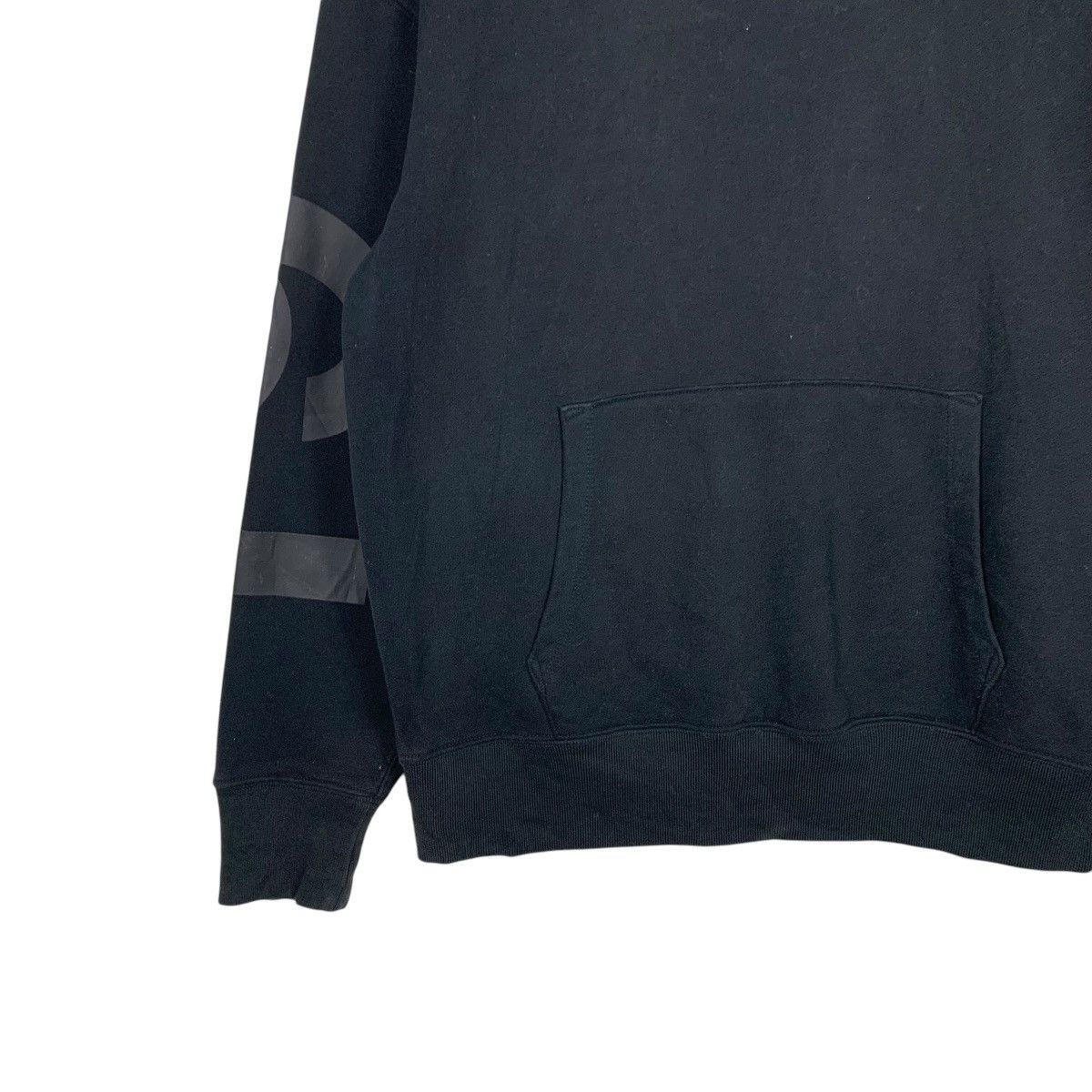 Gap GAP Center Logo Pullover Black Hoodies Sweatshirt #1789-C79 Size US S / EU 44-46 / 1 - 3 Thumbnail