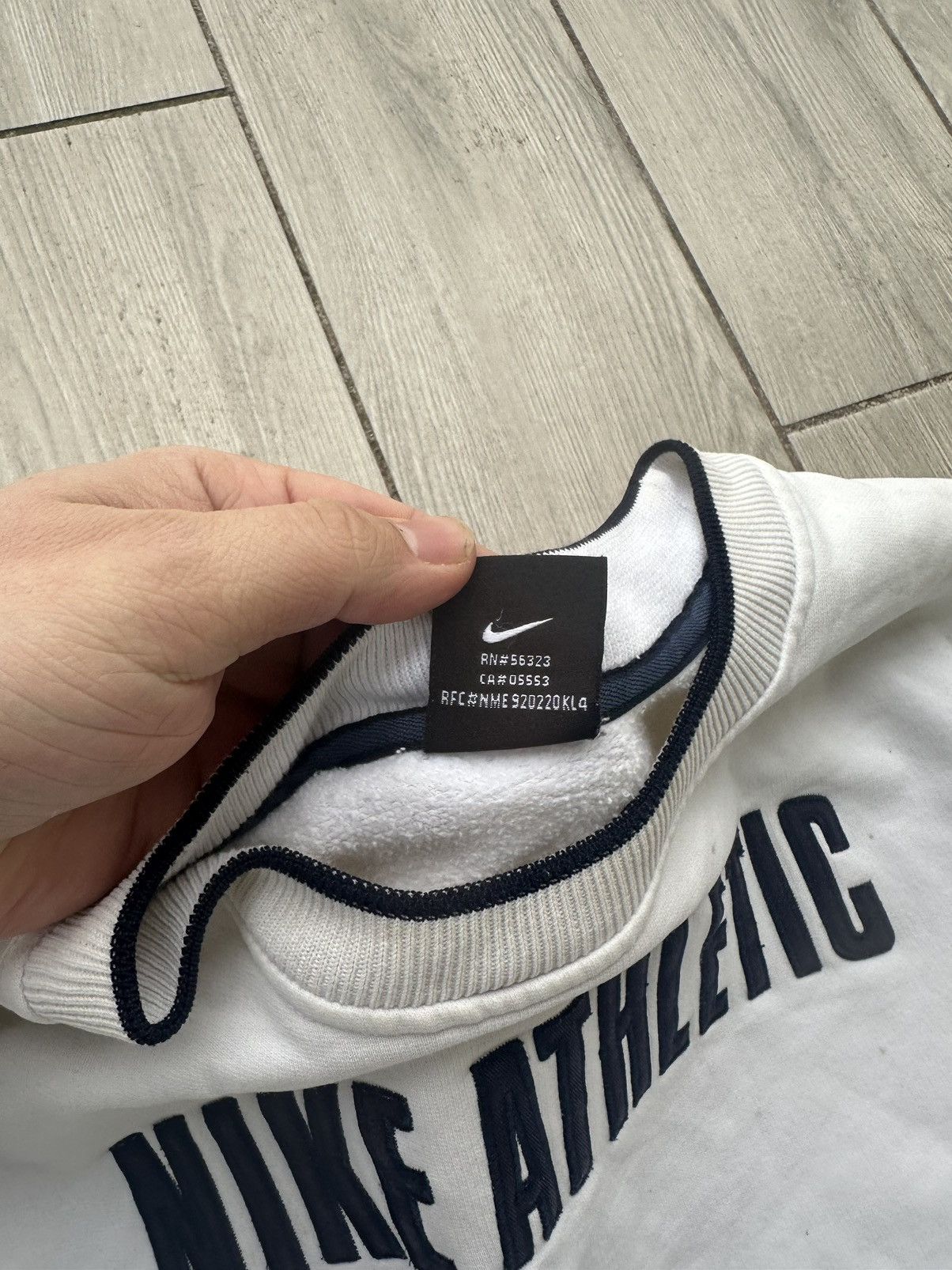 Nike Vintage Nike Athletic Crewneck Sweatshirt Size US L / EU 52-54 / 3 - 7 Thumbnail