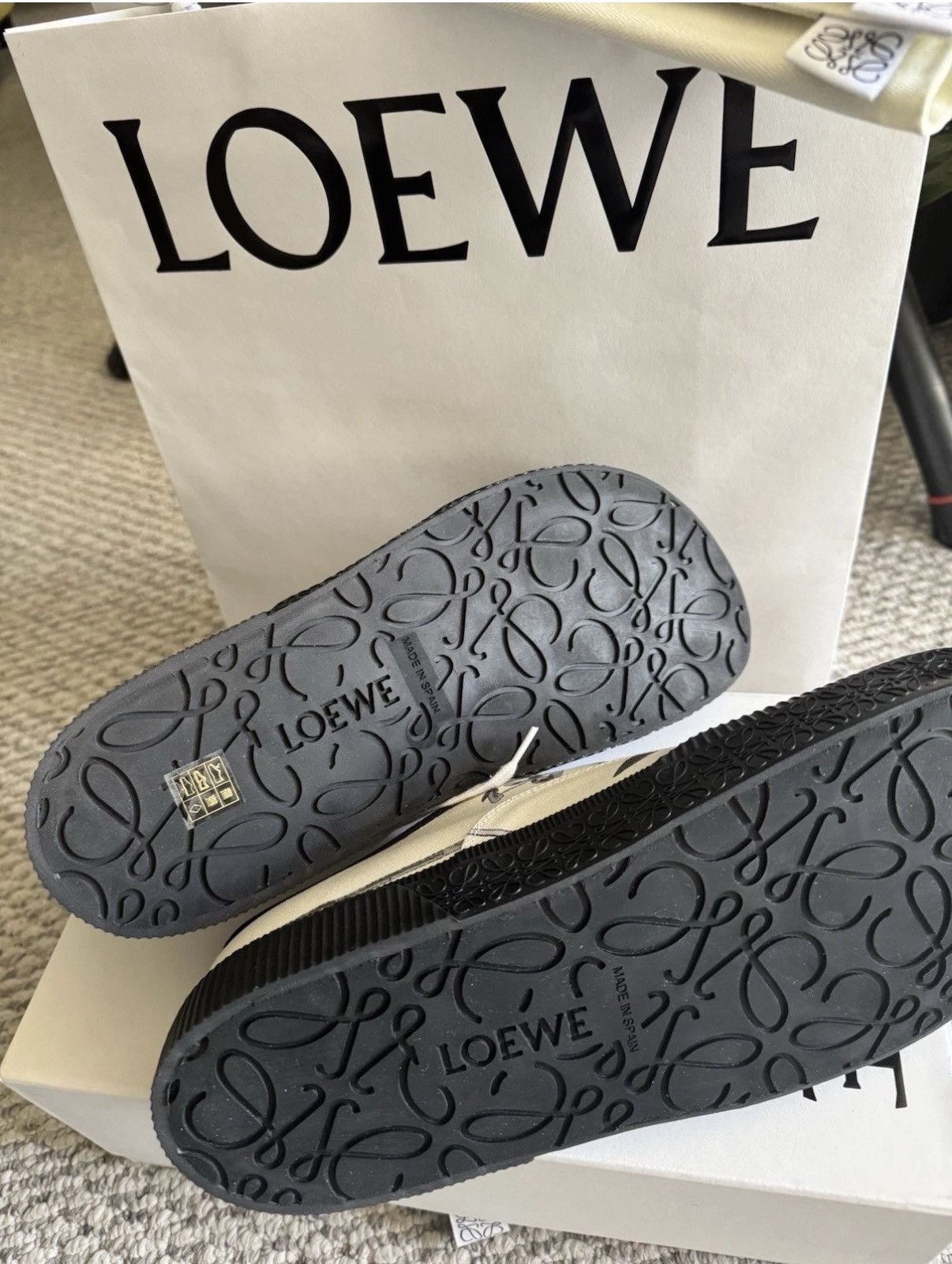 Loewe BNIB Vulca Loewe Sneakers, Size 44 Size US 11 / EU 44 - 4 Thumbnail