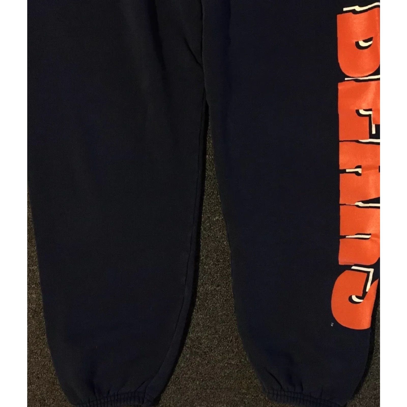 Vintage VINTAGE Chicago Bears Faded Spellout Sweatpants M Blue 80s 90s Activewear Men Pants Sports PE Track Grunge USA PFU Size US 31 - 3 Thumbnail