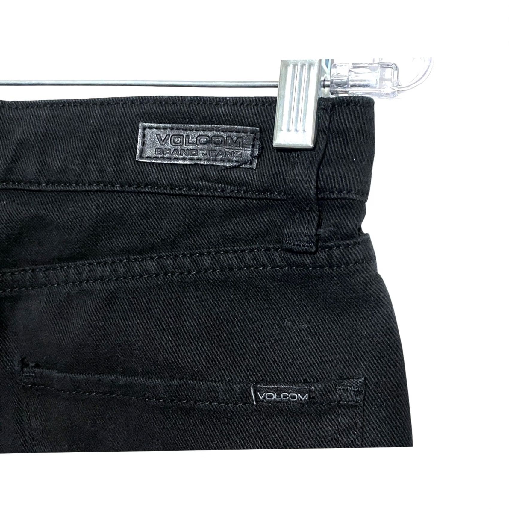 Volcom VINTAGE Volcom Skirt Ladies S Black Denim Mini Grunge High Rise Distressed Frayed Hem 90s Style Size 28" / US 6 / IT 42 - 5 Thumbnail